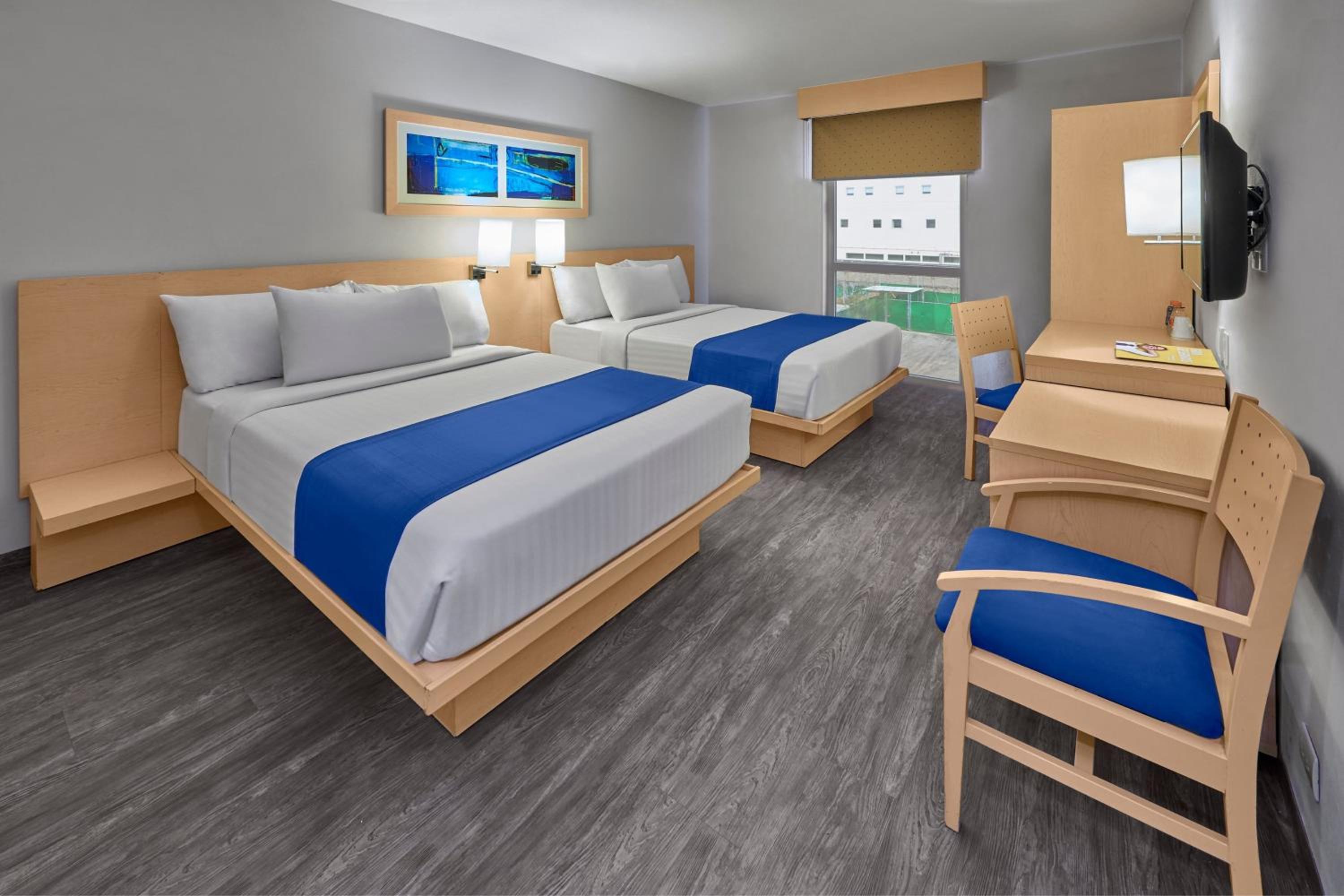 Double Room with Two Double Beds - Photo 1