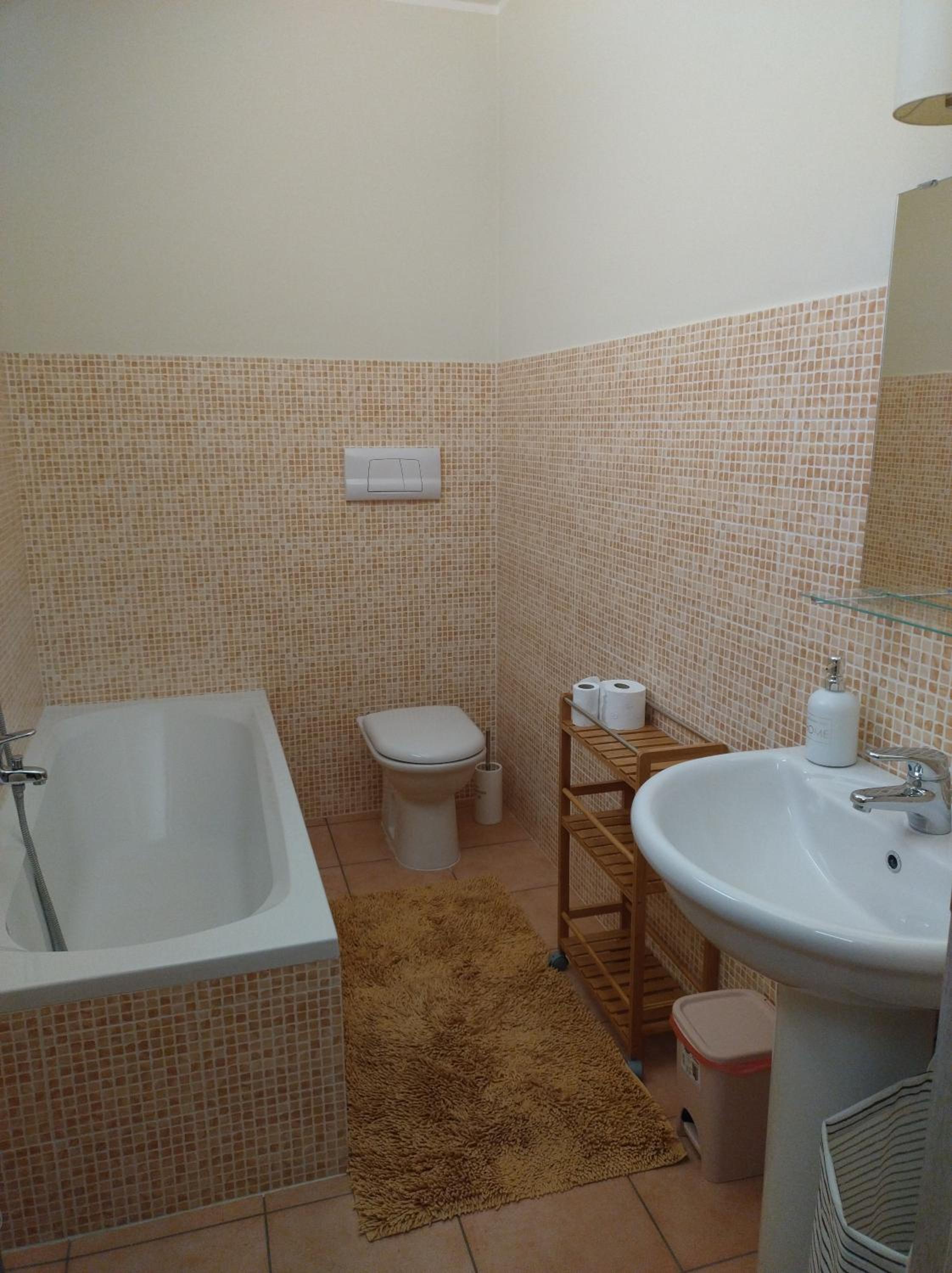 Two-Bedroom House photo 3
