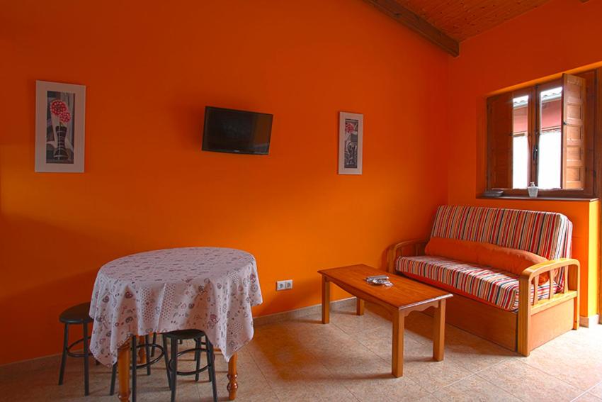 Two-Bedroom Apartment photo 3