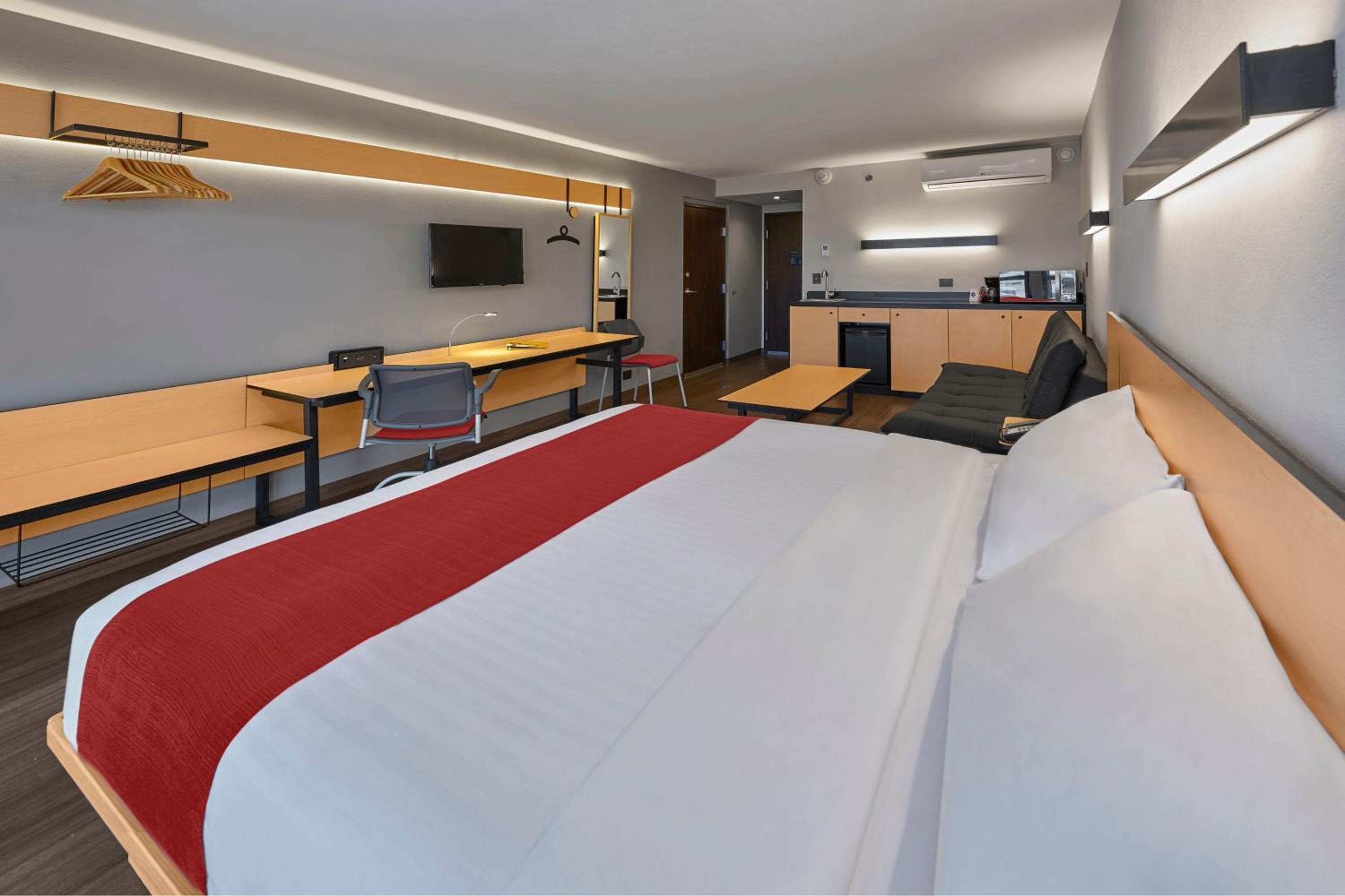 Superior King Room with Sofa Bed