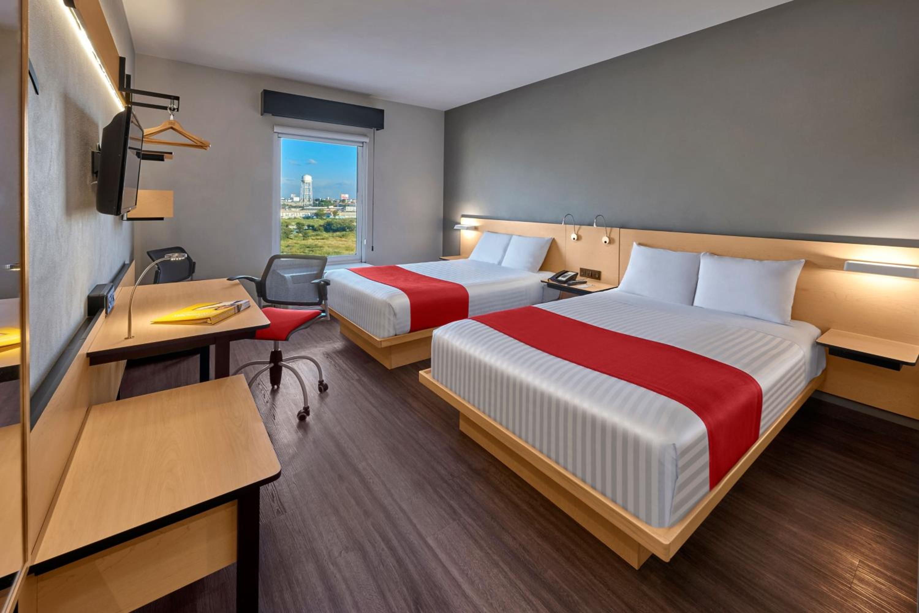 Double Room with Two Double Beds - Photo 1