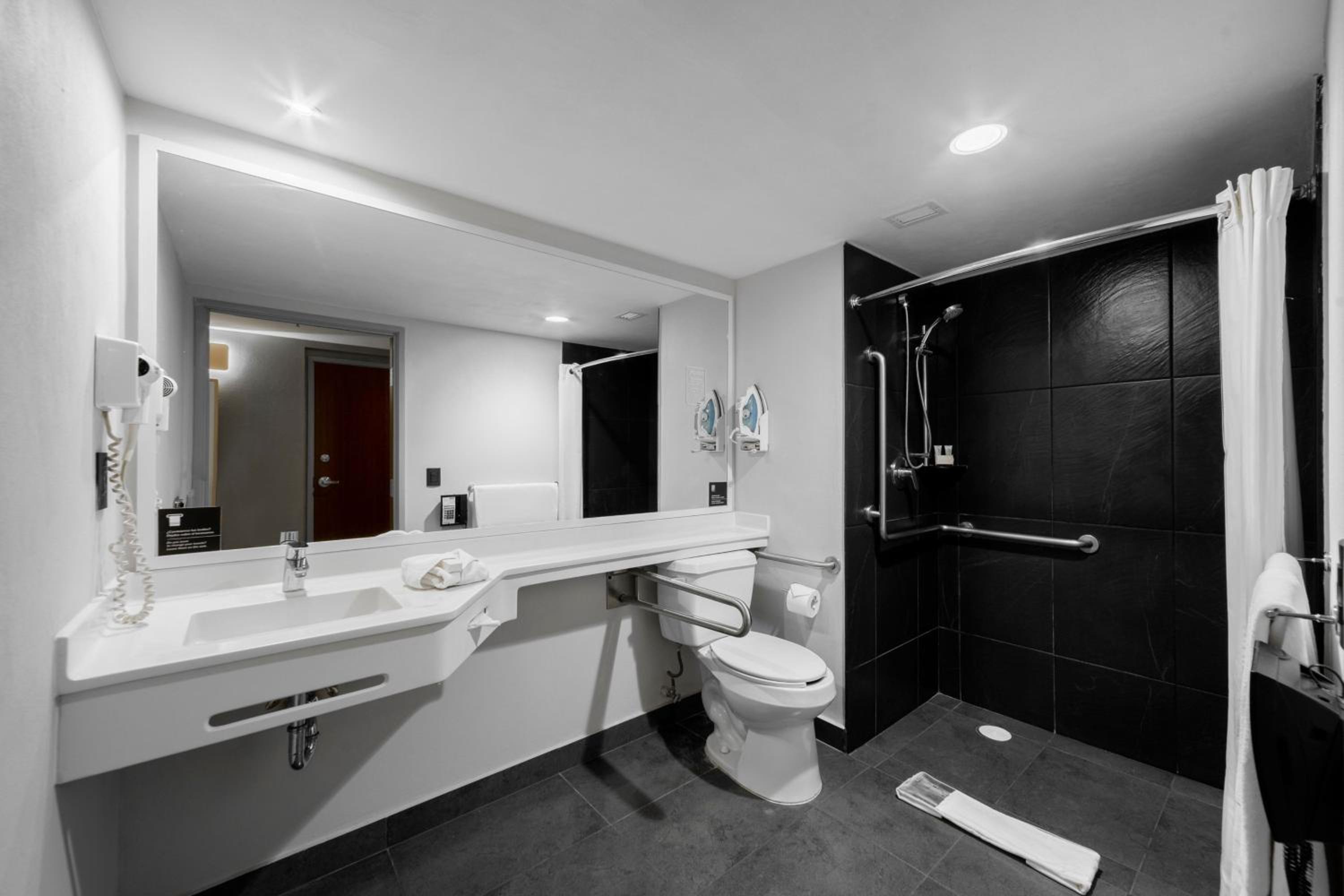 Available room
