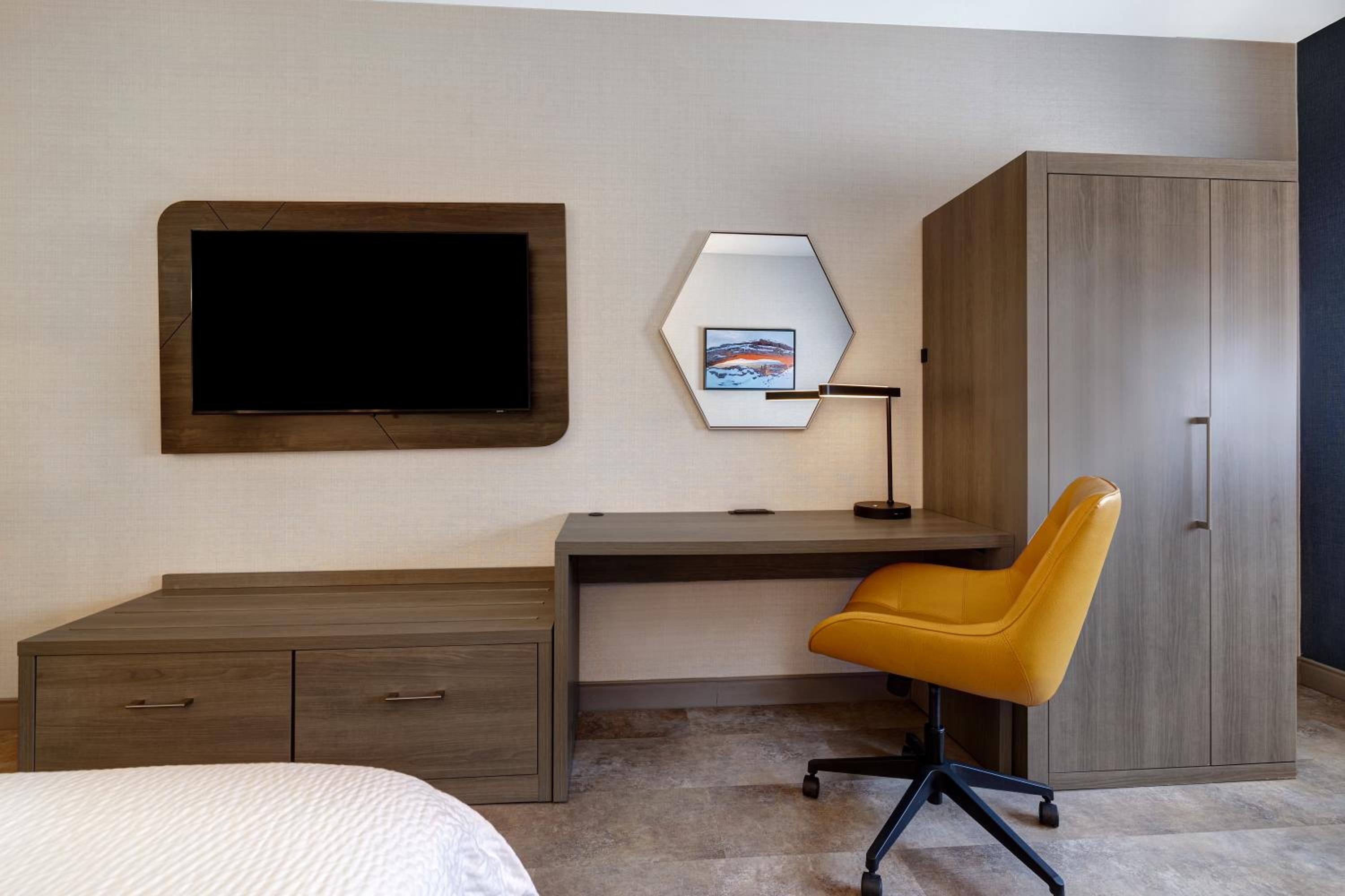 Family Suite - Photo 7