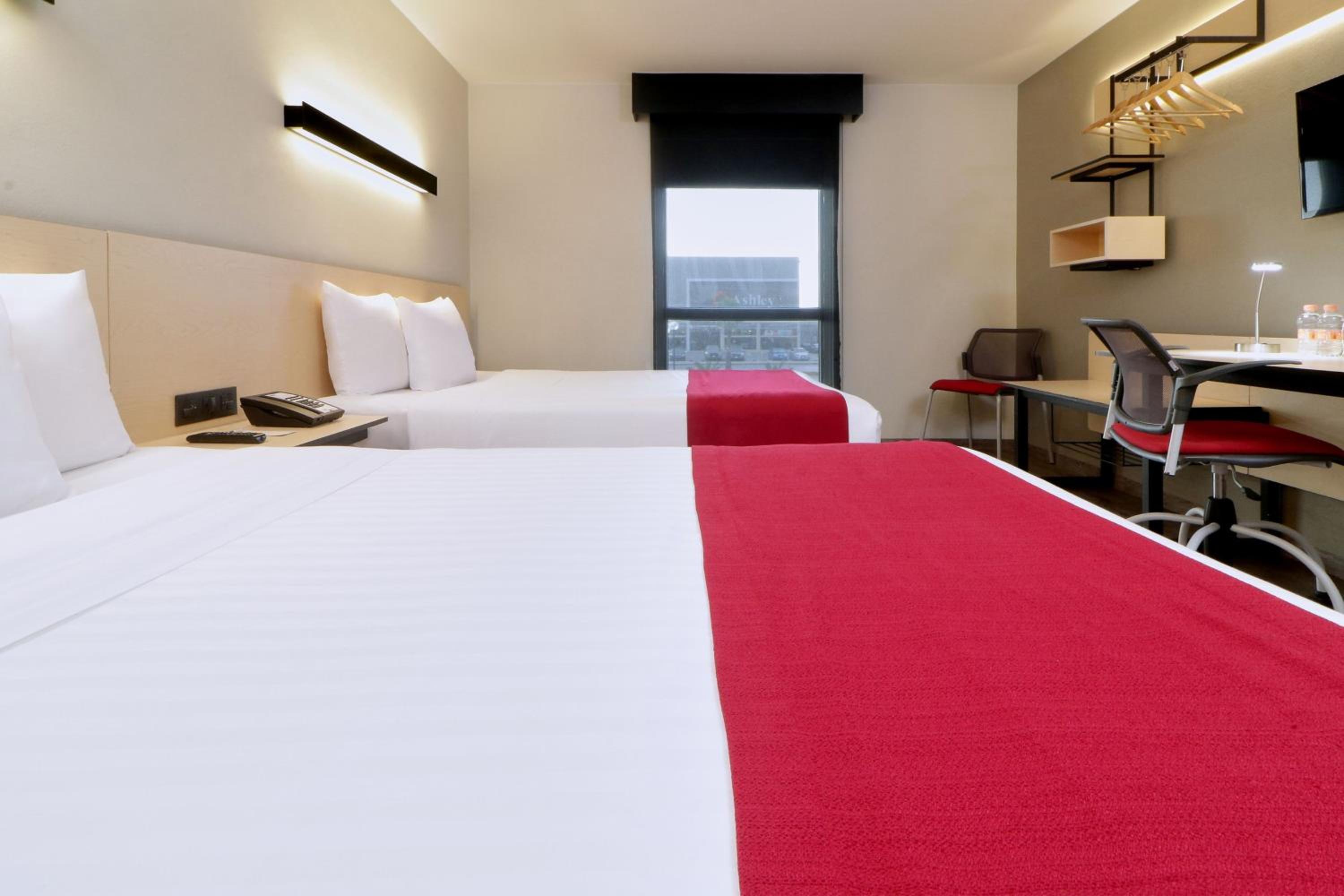 Double Room with Two Double Beds photo 1