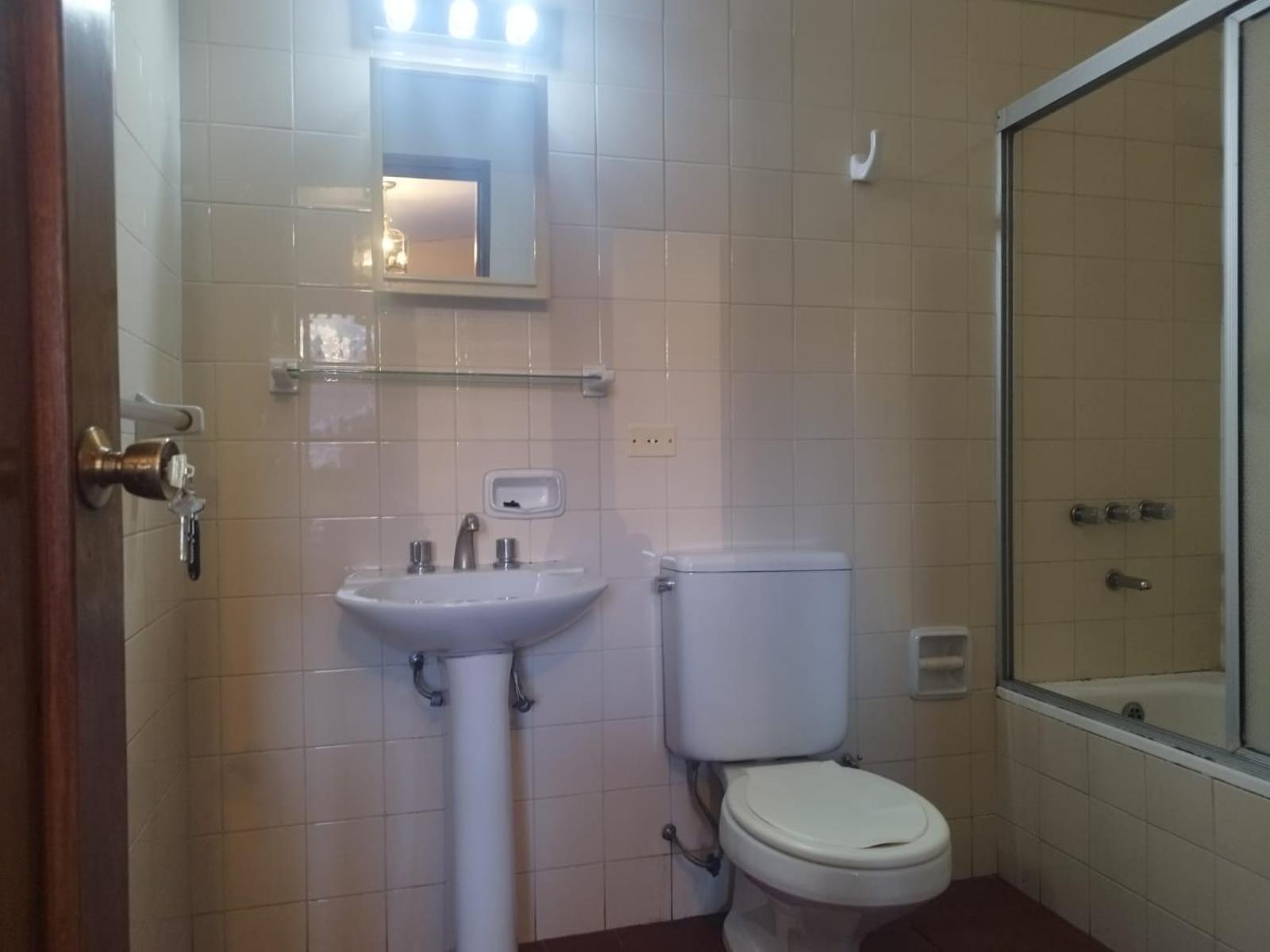 Deluxe Double Room with Bath photo 3