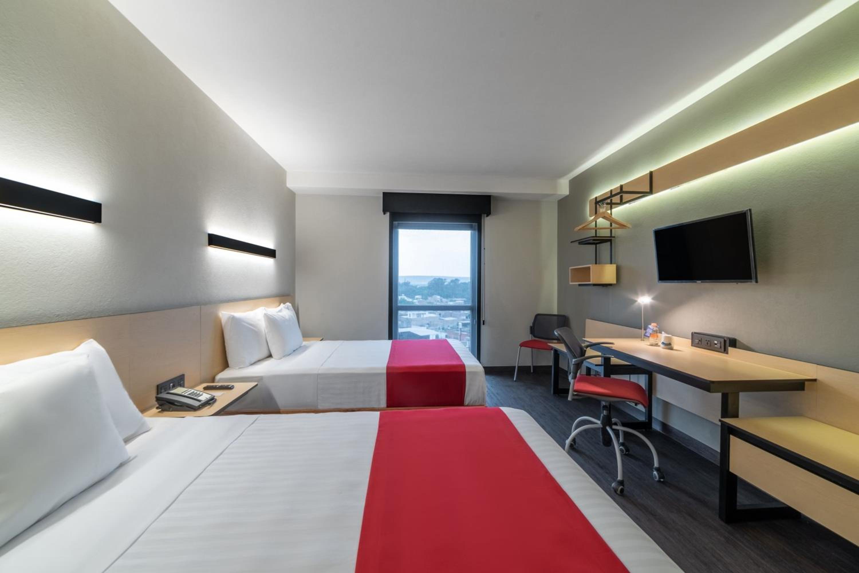 Double Room with Two Double Beds - Photo 5