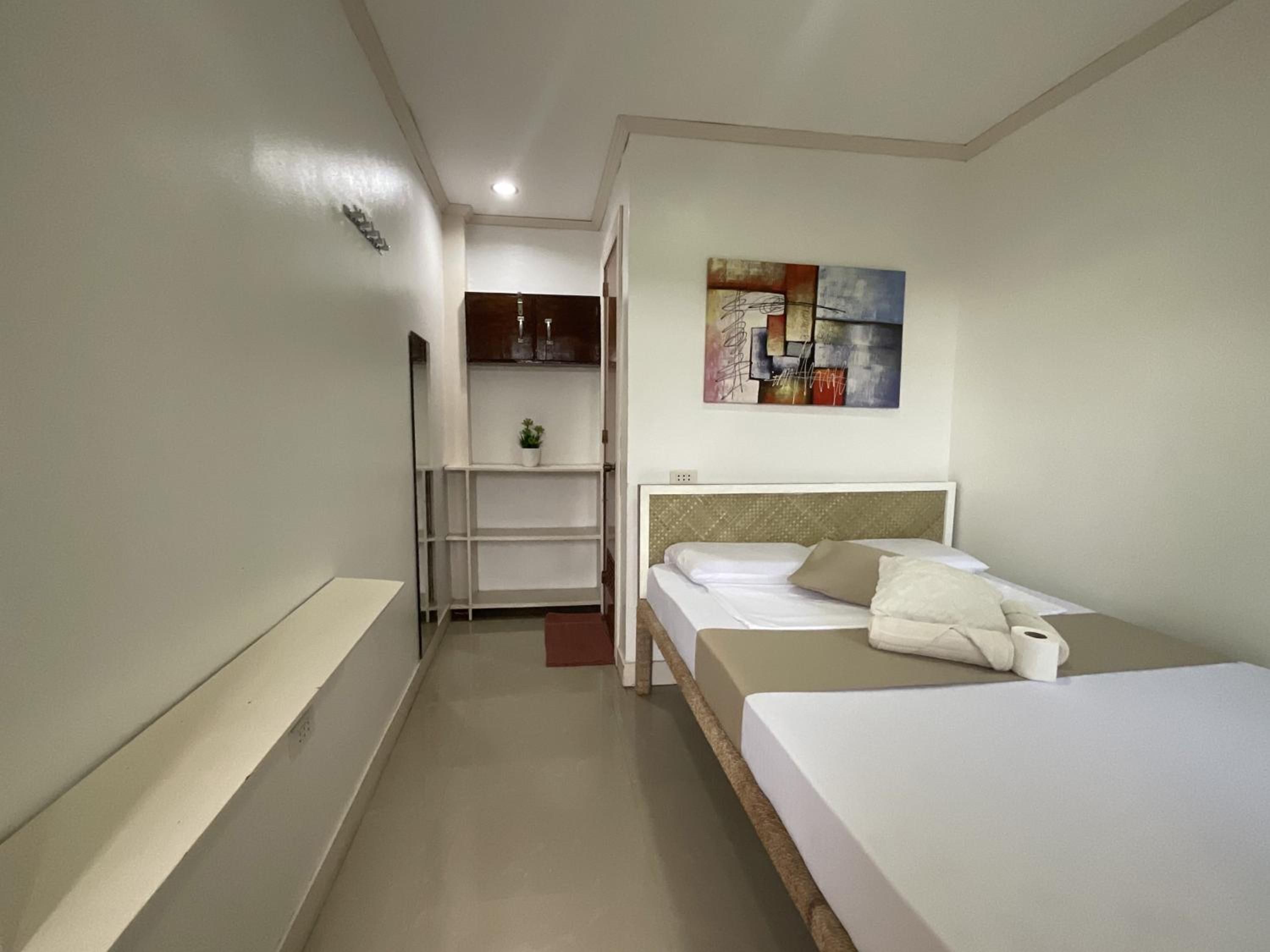 Standard Double Room - Photo 2