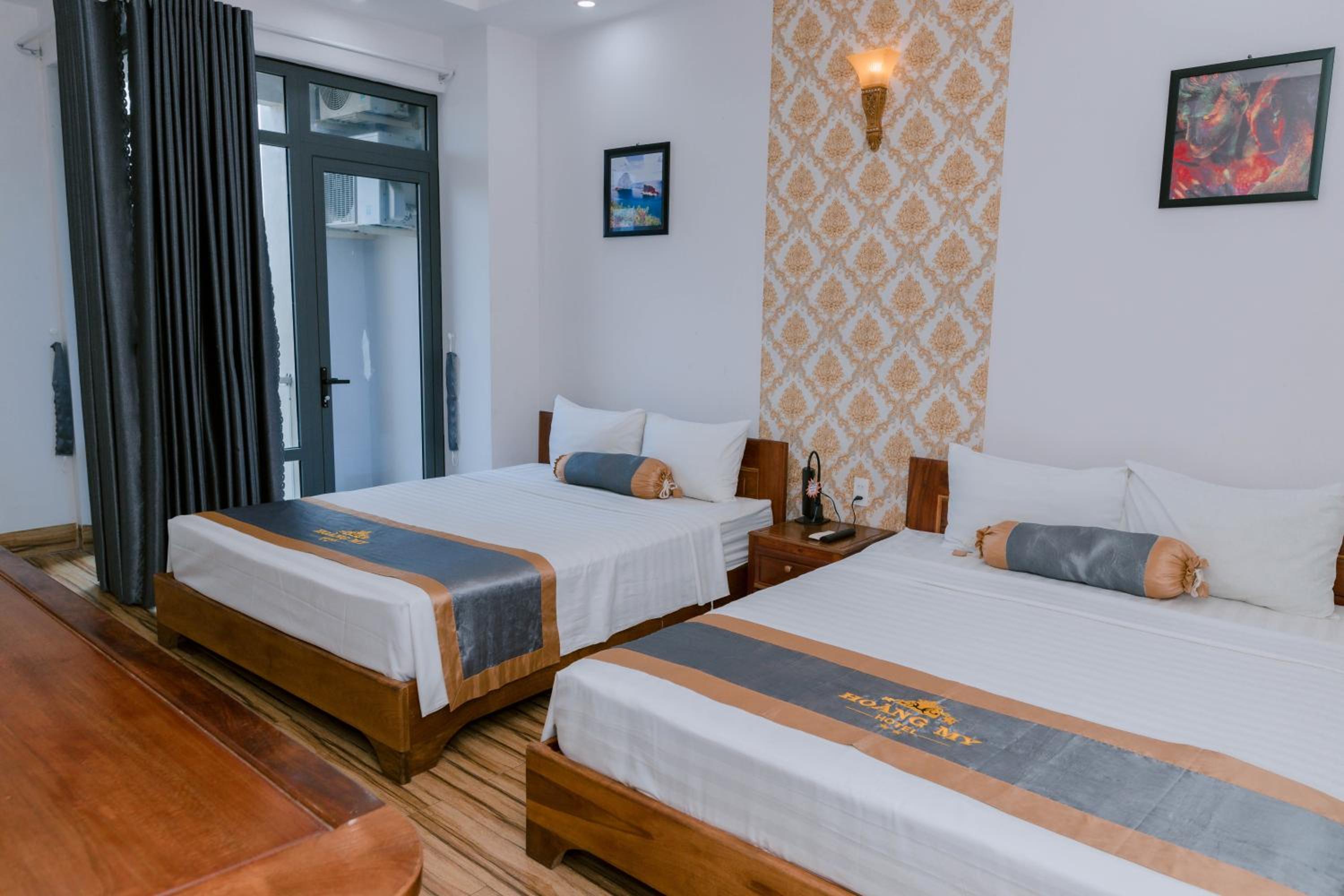 Quadruple Room with Balcony