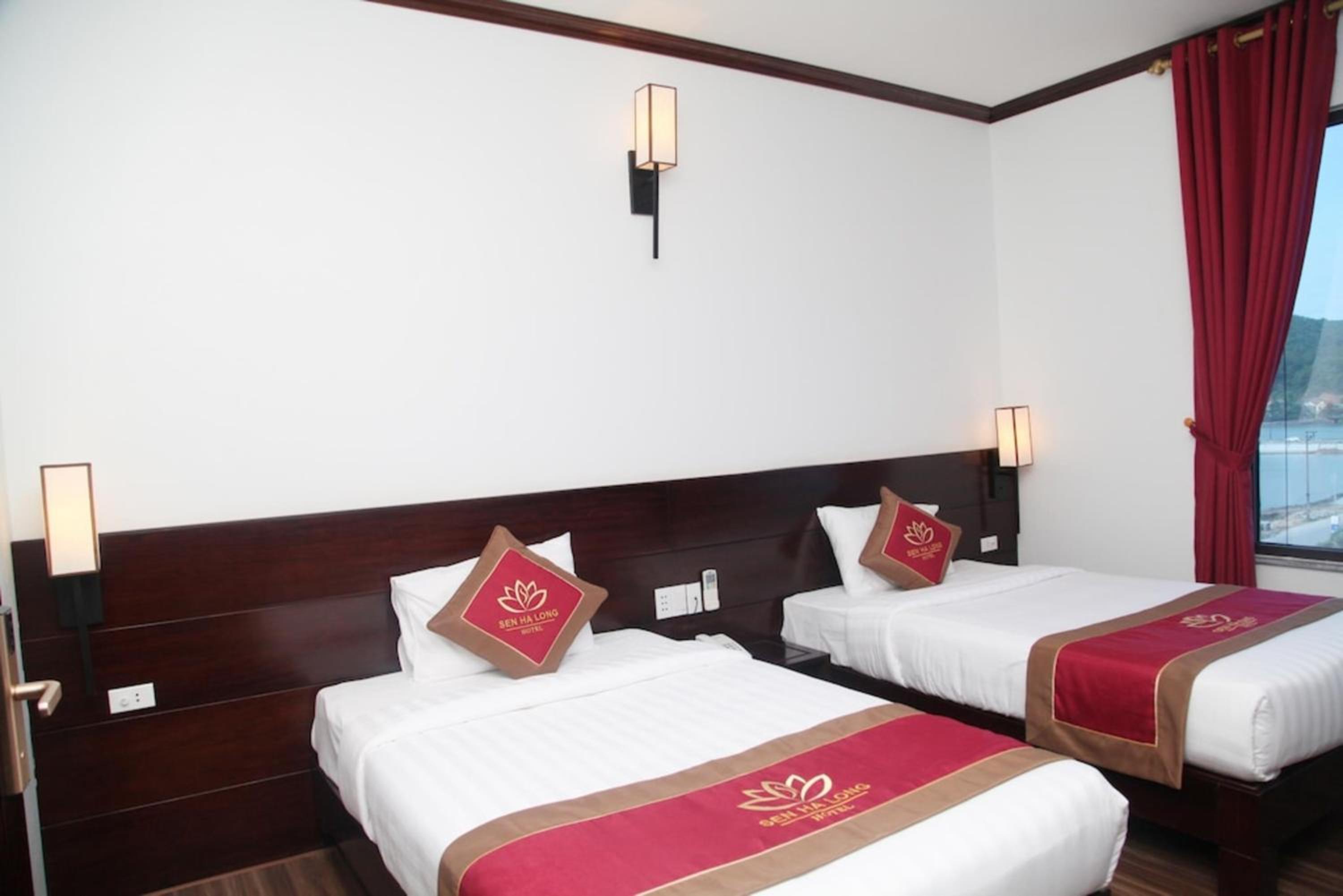 Twin Room - Photo 6