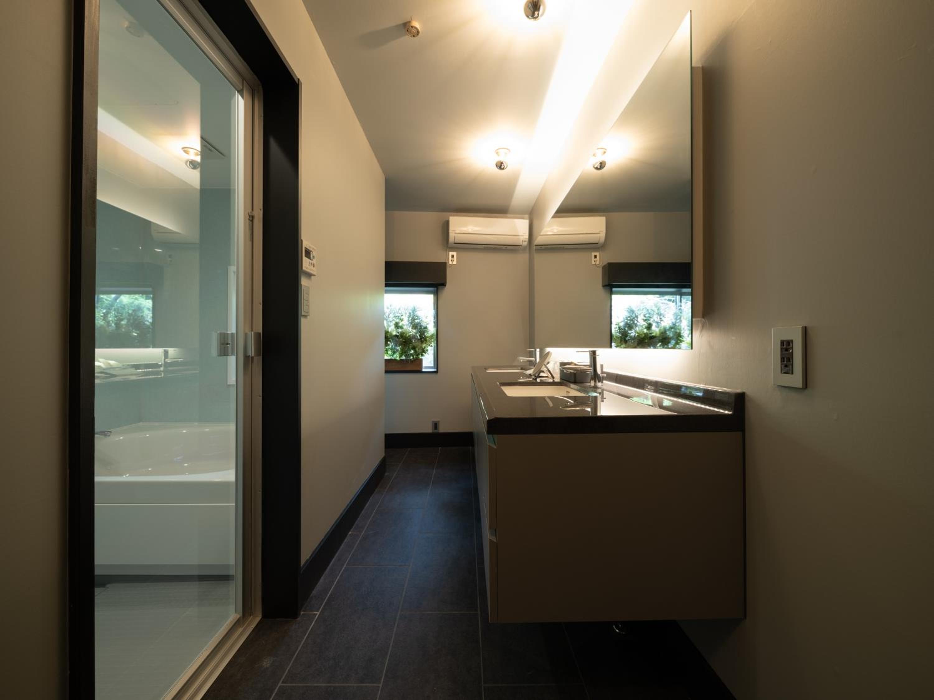 Kitchen Suite Room - Photo 3