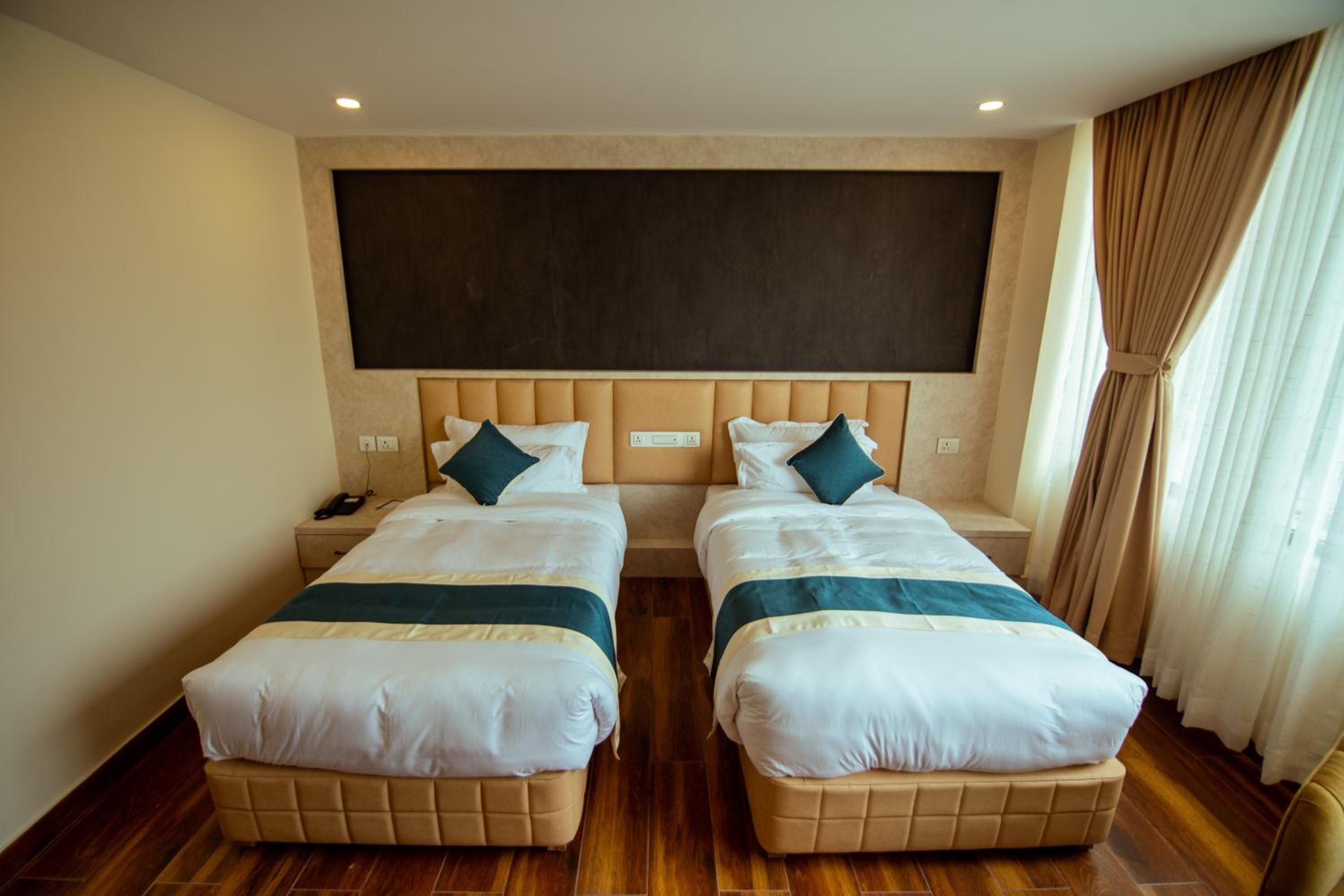 Superior Twin Room - Photo 2