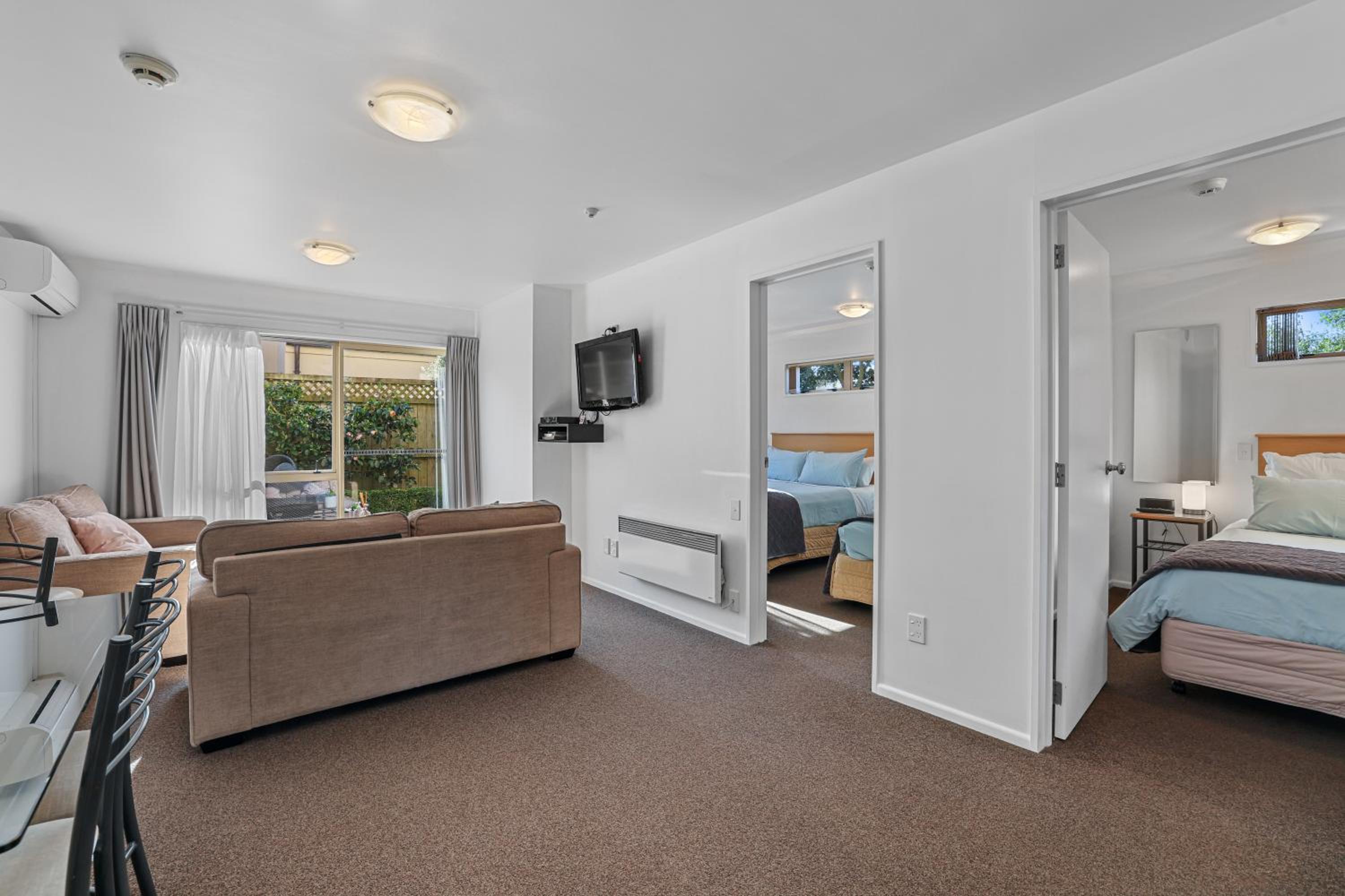 Two-Bedroom Apartment - Photo 4