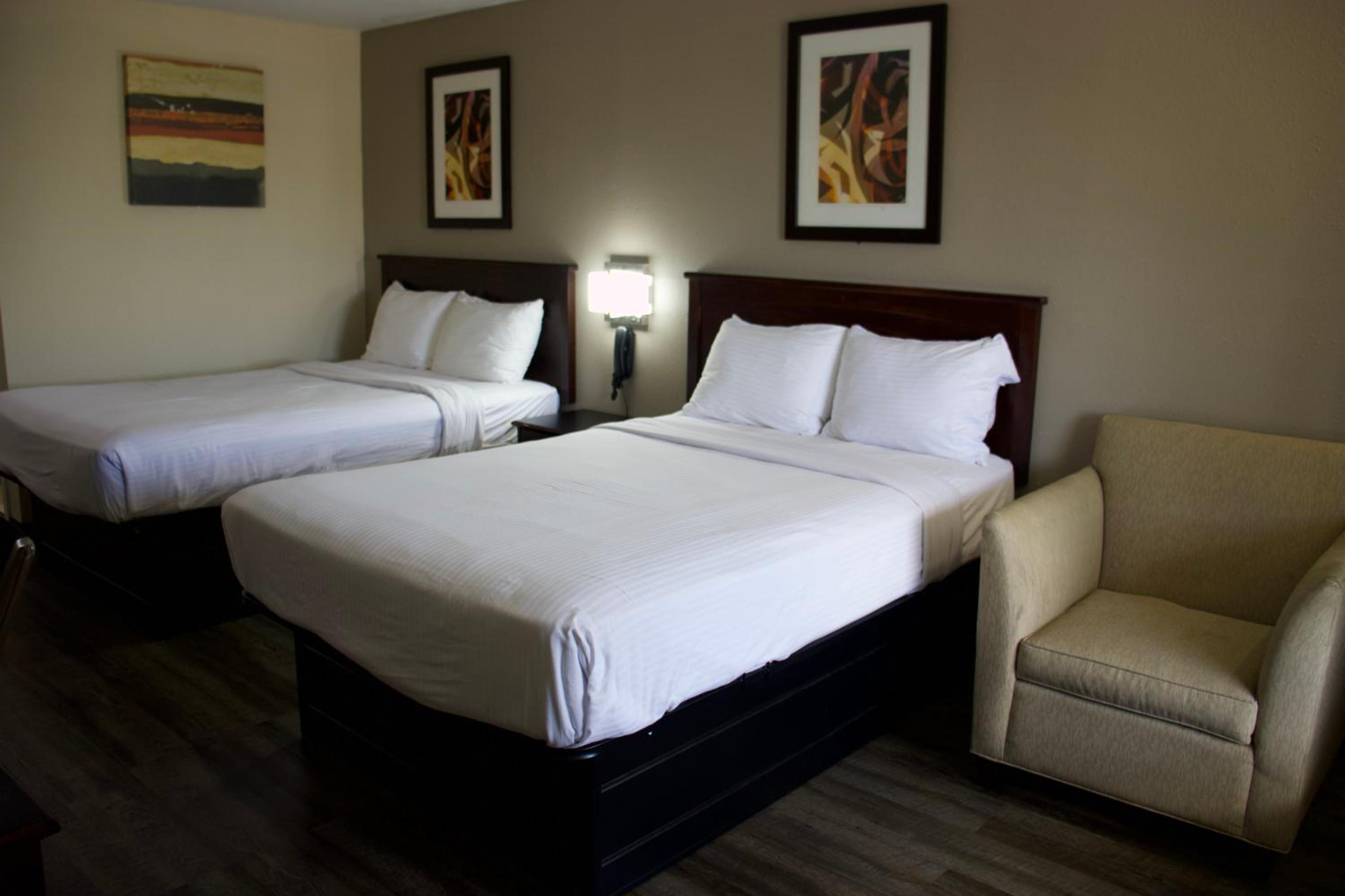 Double Room with Two Double Beds - Non-Smoking photo 1