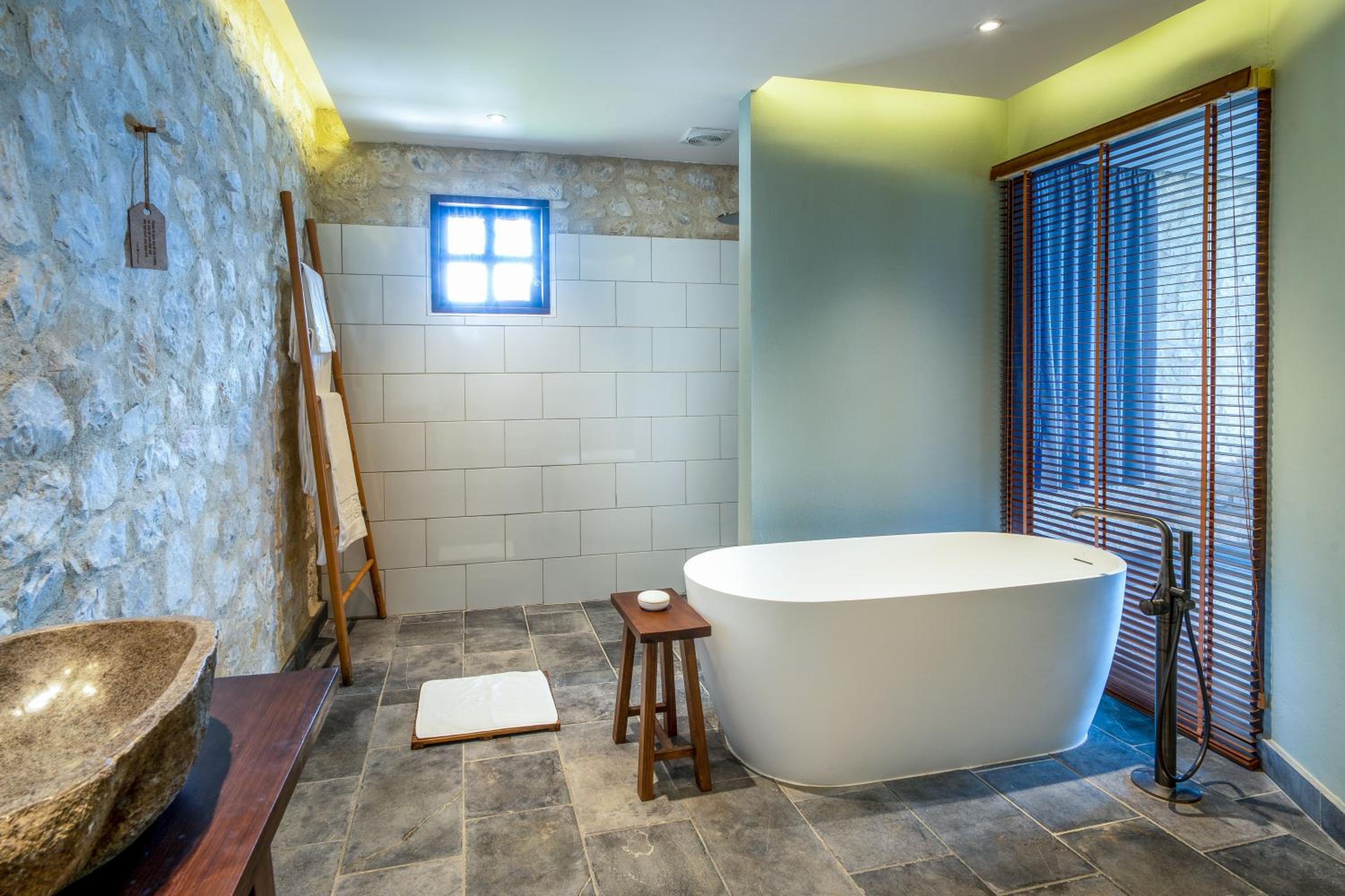 Deluxe Suite Bungalow - Photo 5