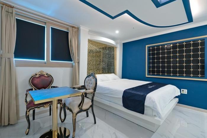 Double Room With Spa Bath photo 2