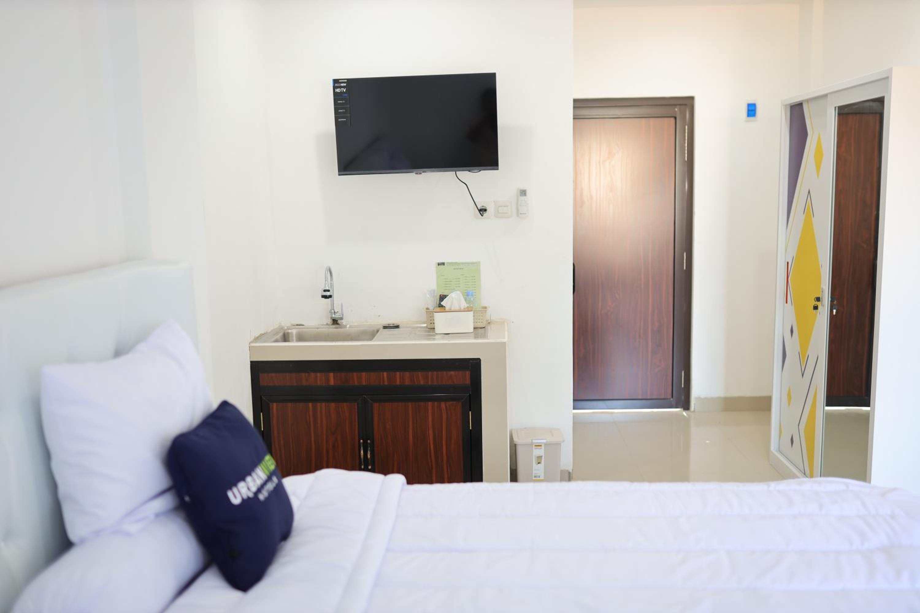 Deluxe Twin Room - Photo 6
