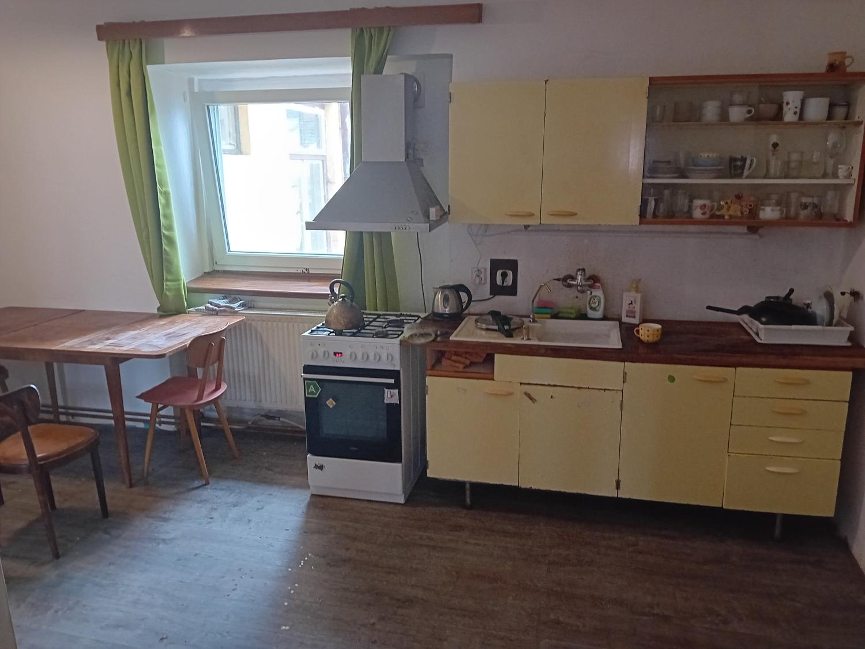 Two-Bedroom Apartment - Photo 19