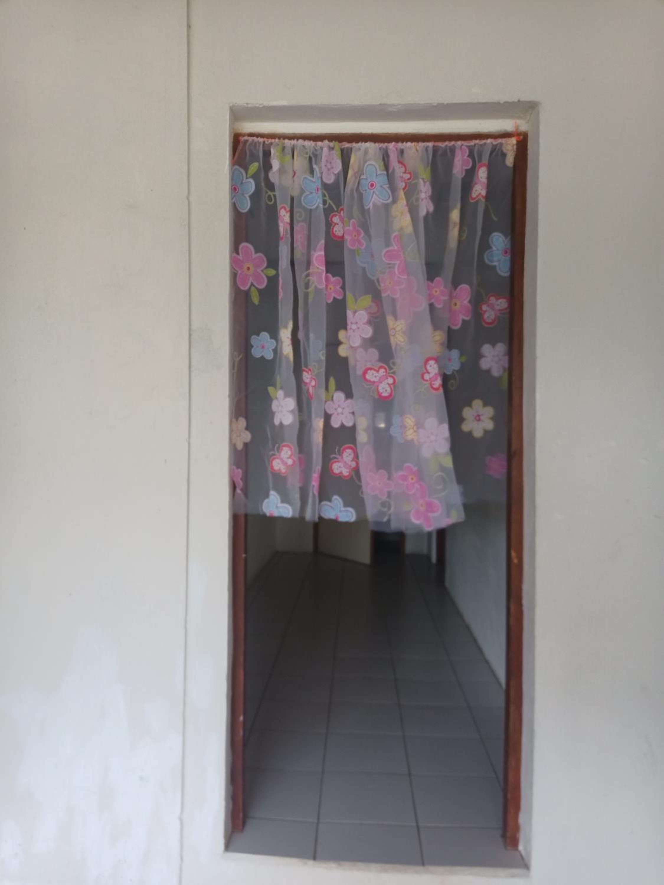 Budget Twin Room photo 2