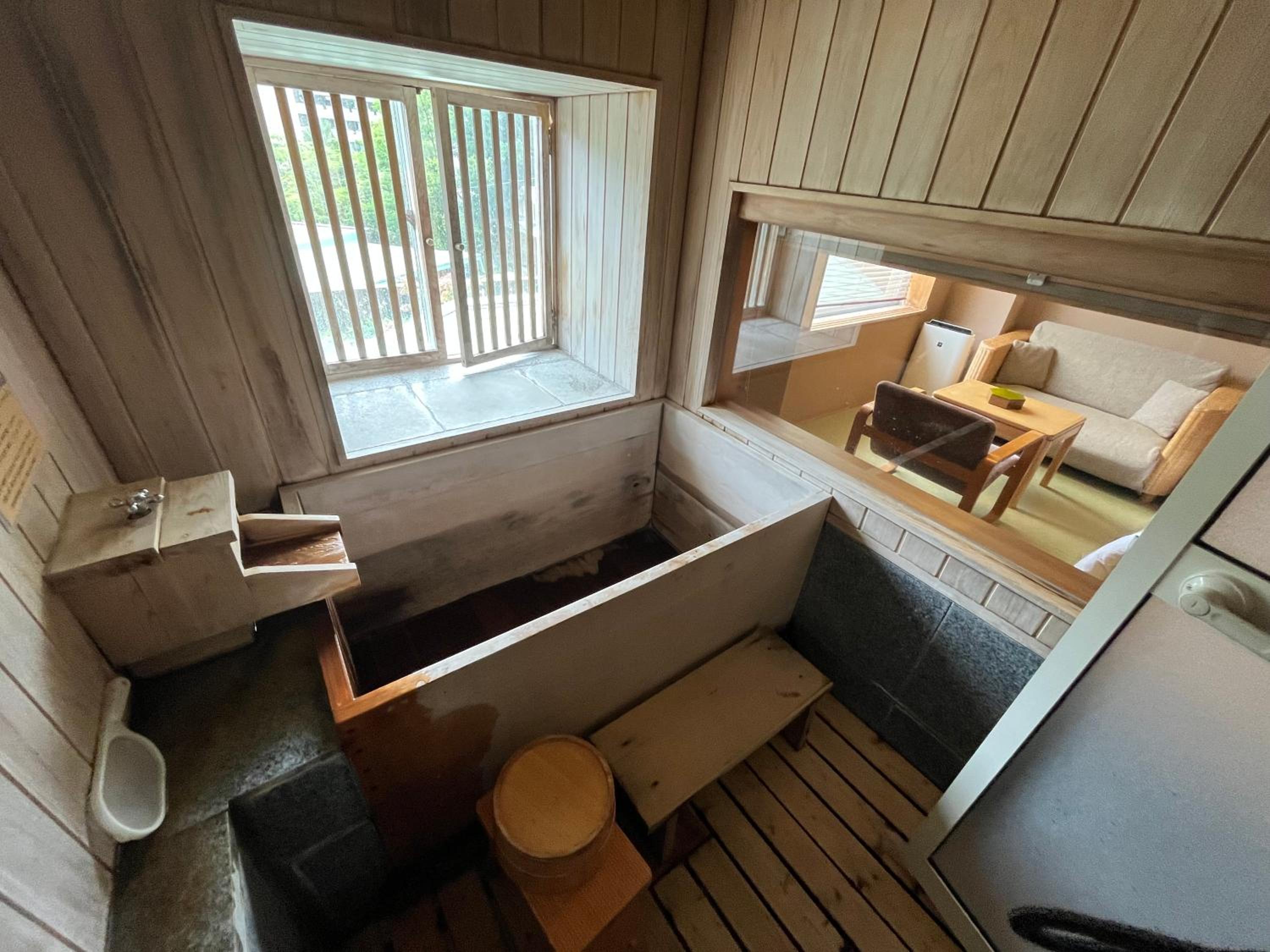 Superior Triple Room with Japanese Cypress Bath - Non-Smoking photo 2