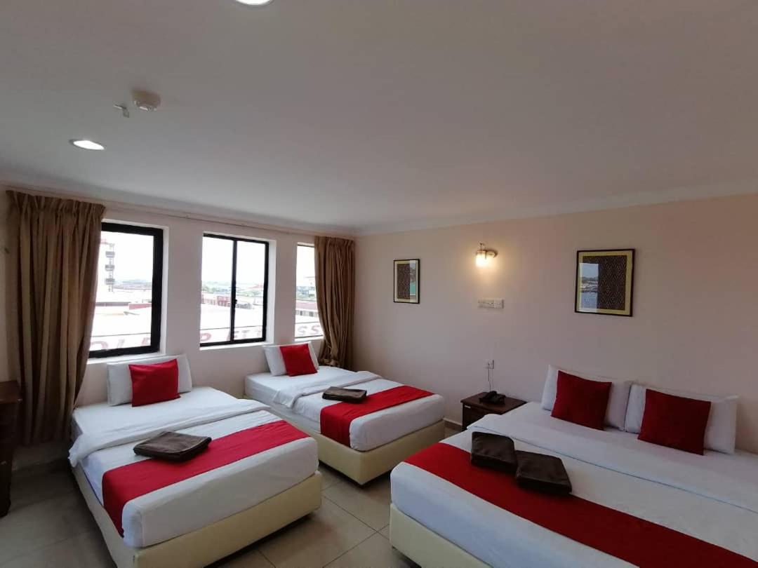 Deluxe Family Room photo 2