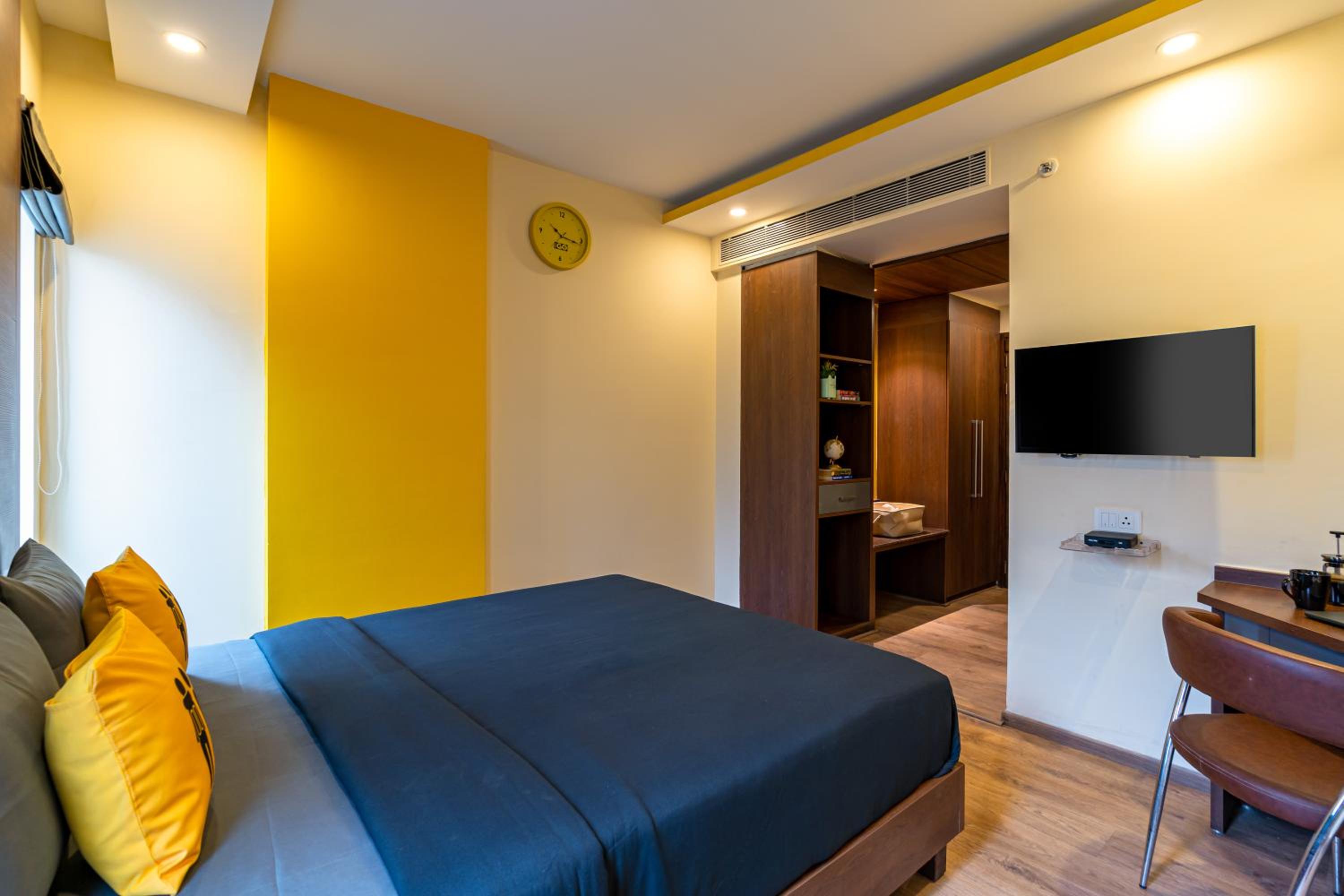 Deluxe Double Room - Photo 7