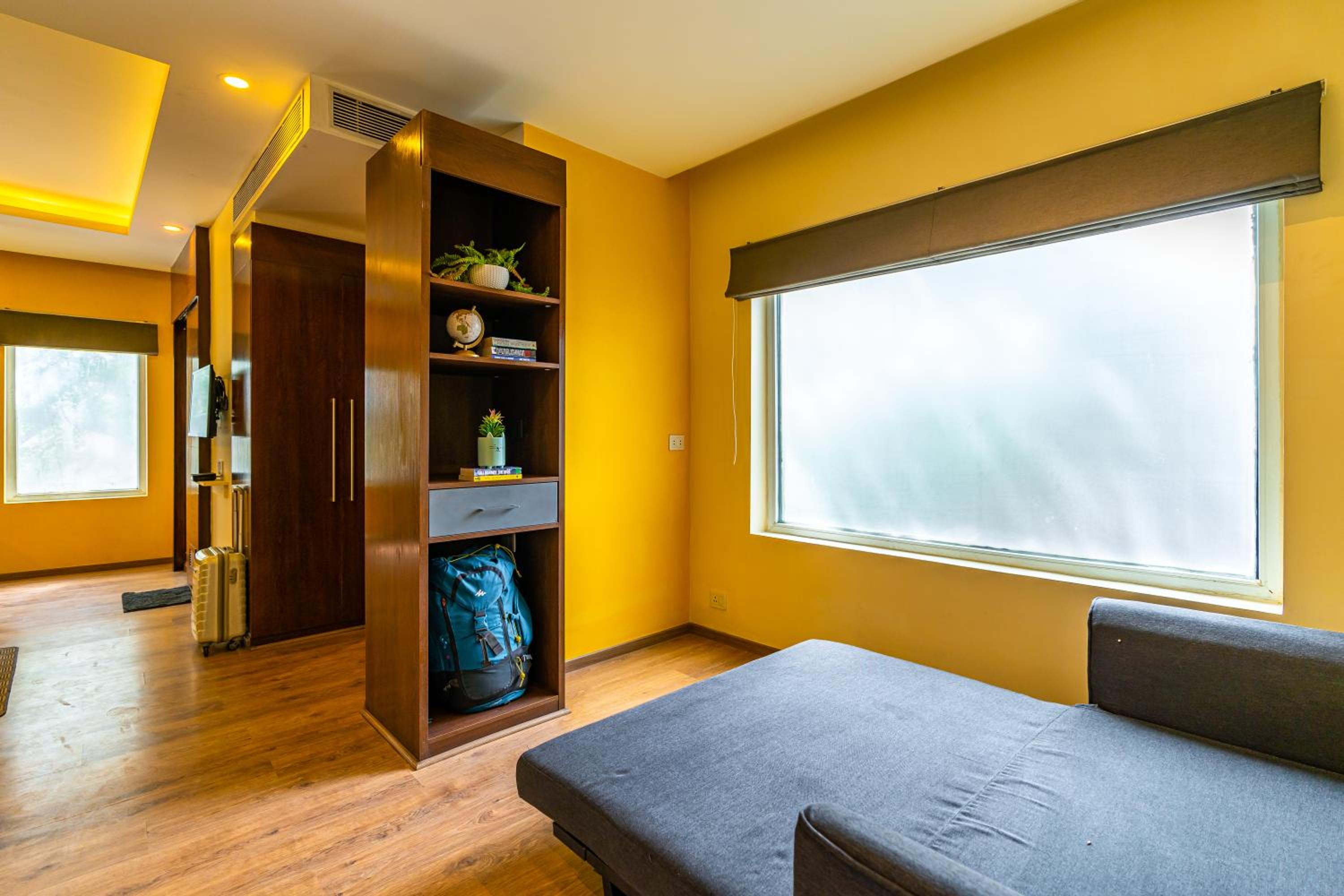 Premium Double Room - Photo 9