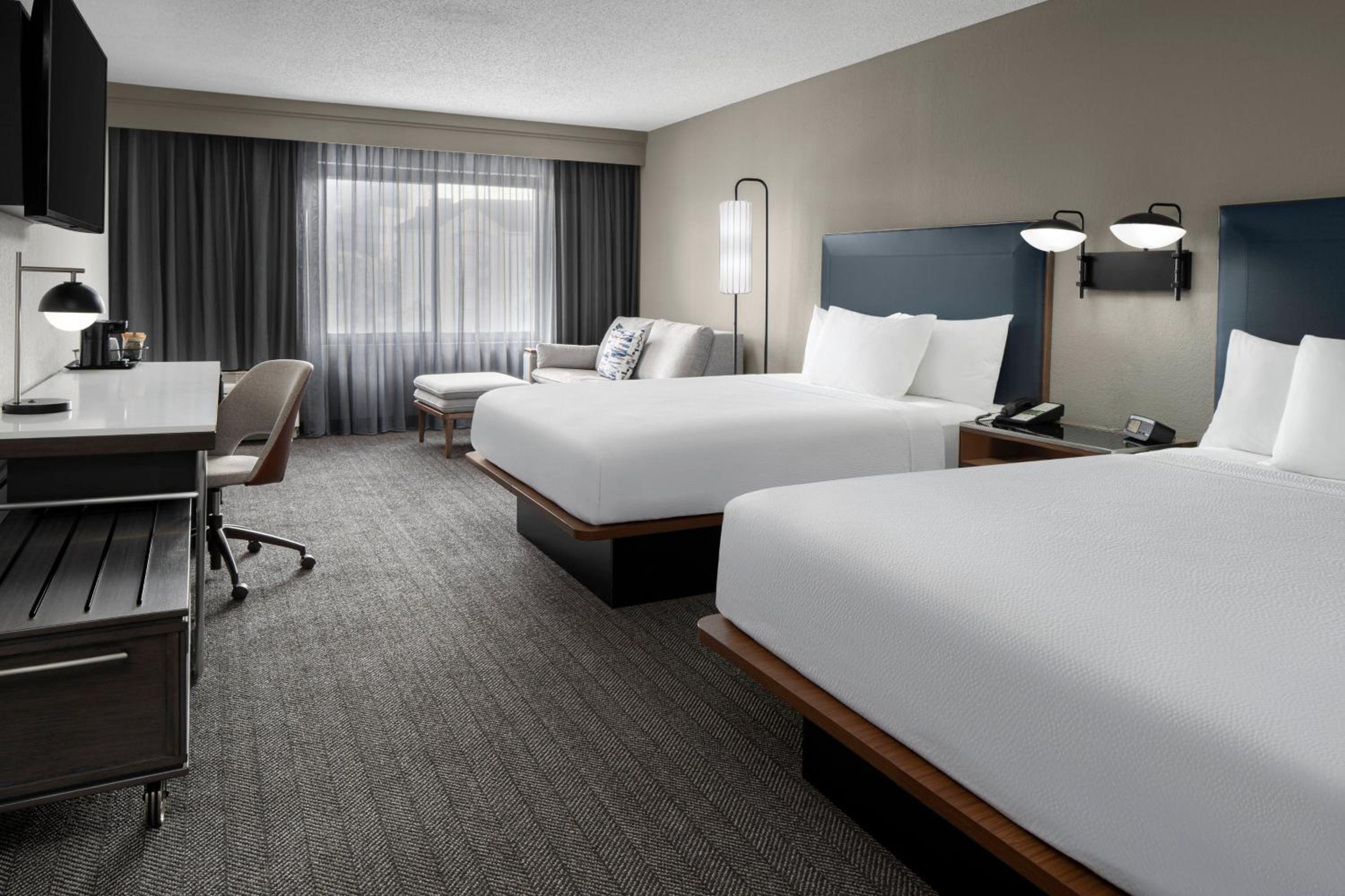 Suite, Sofa bed - Photo 1