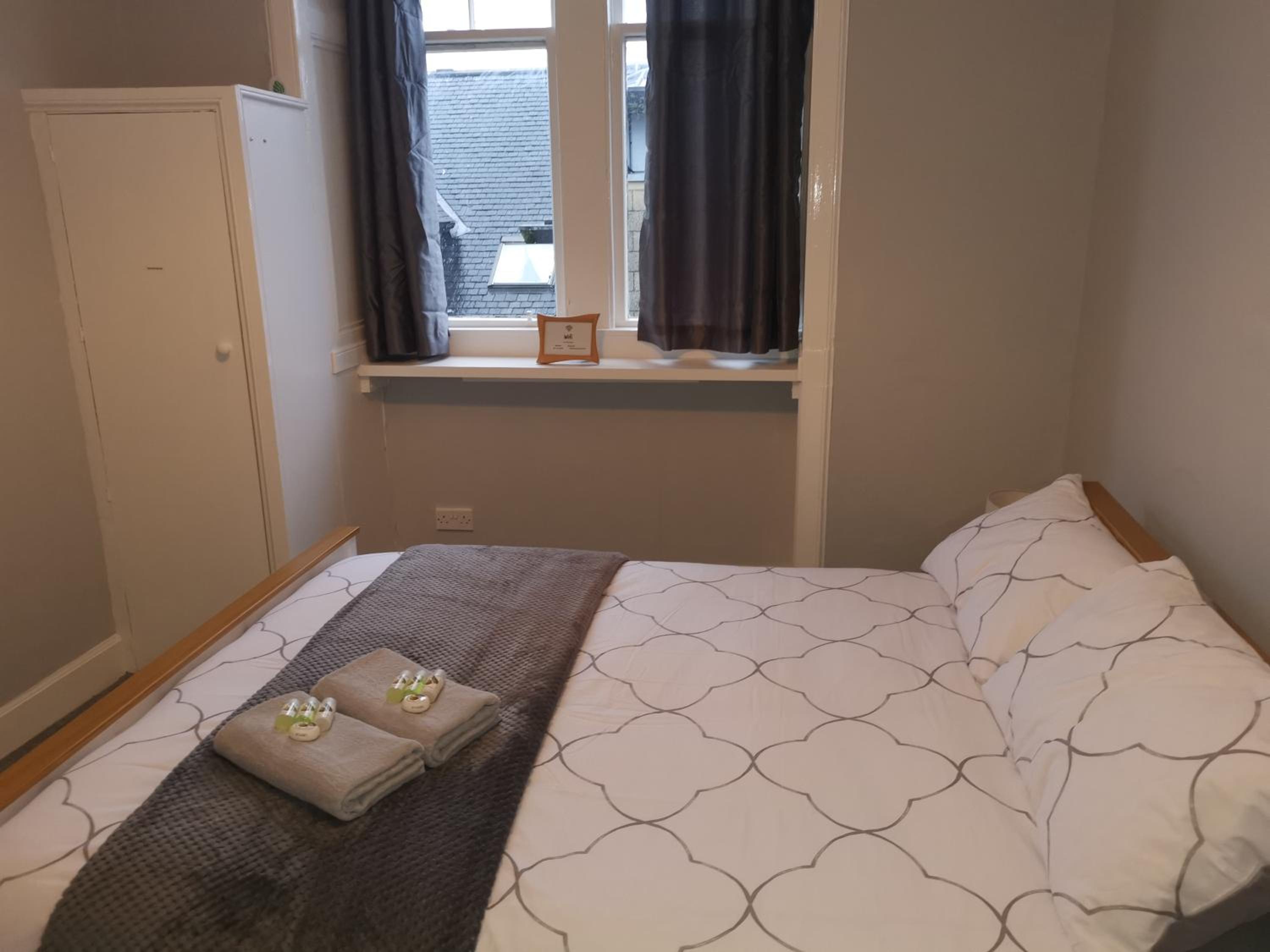 Two-Bedroom Apartment photo 2