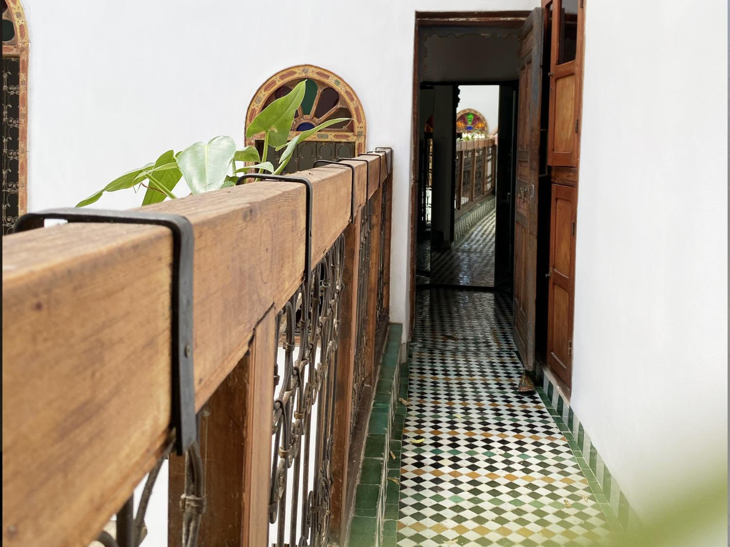 Suite - Photo 3