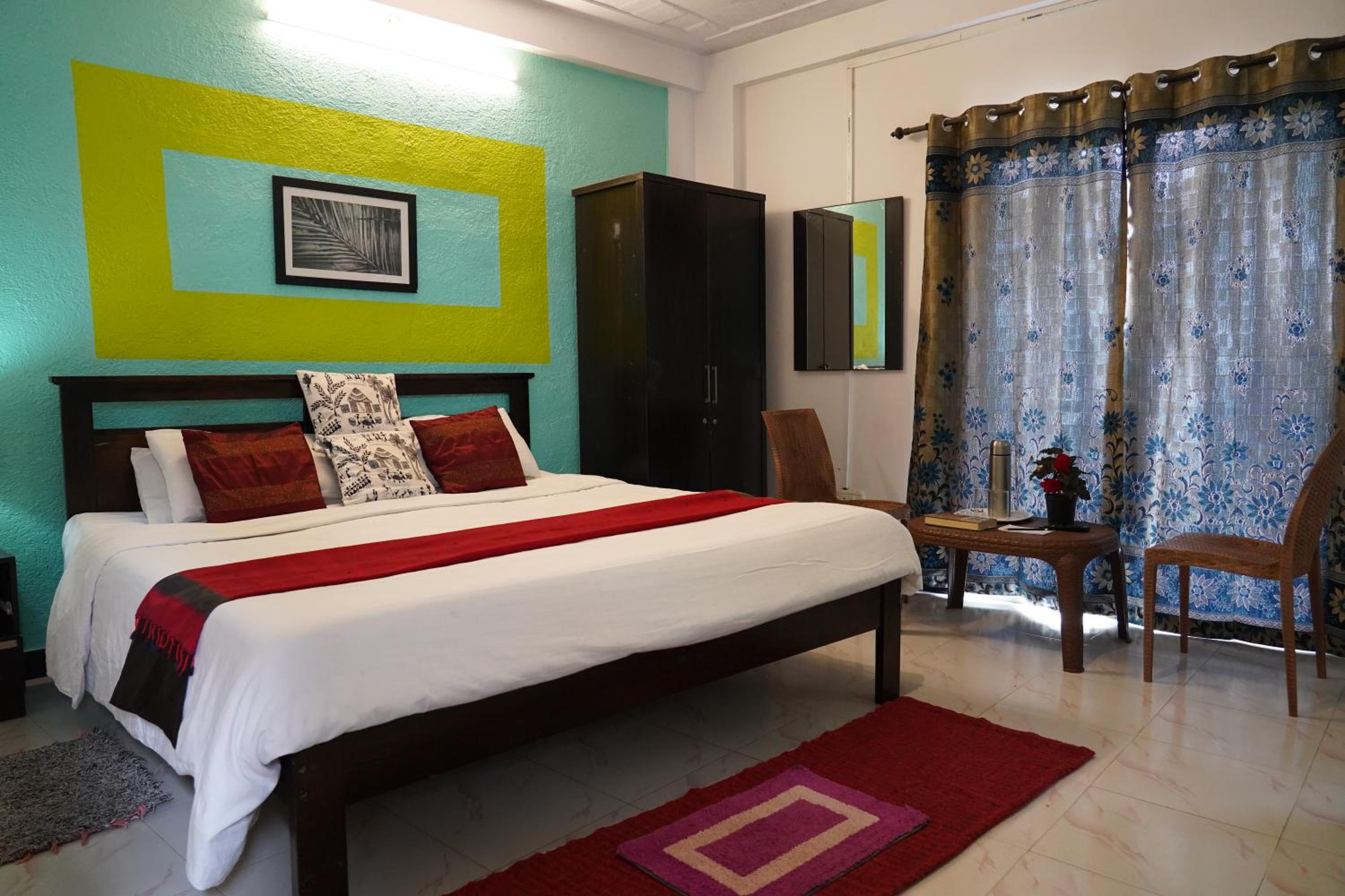 Deluxe Double Room with Balcony photo 1