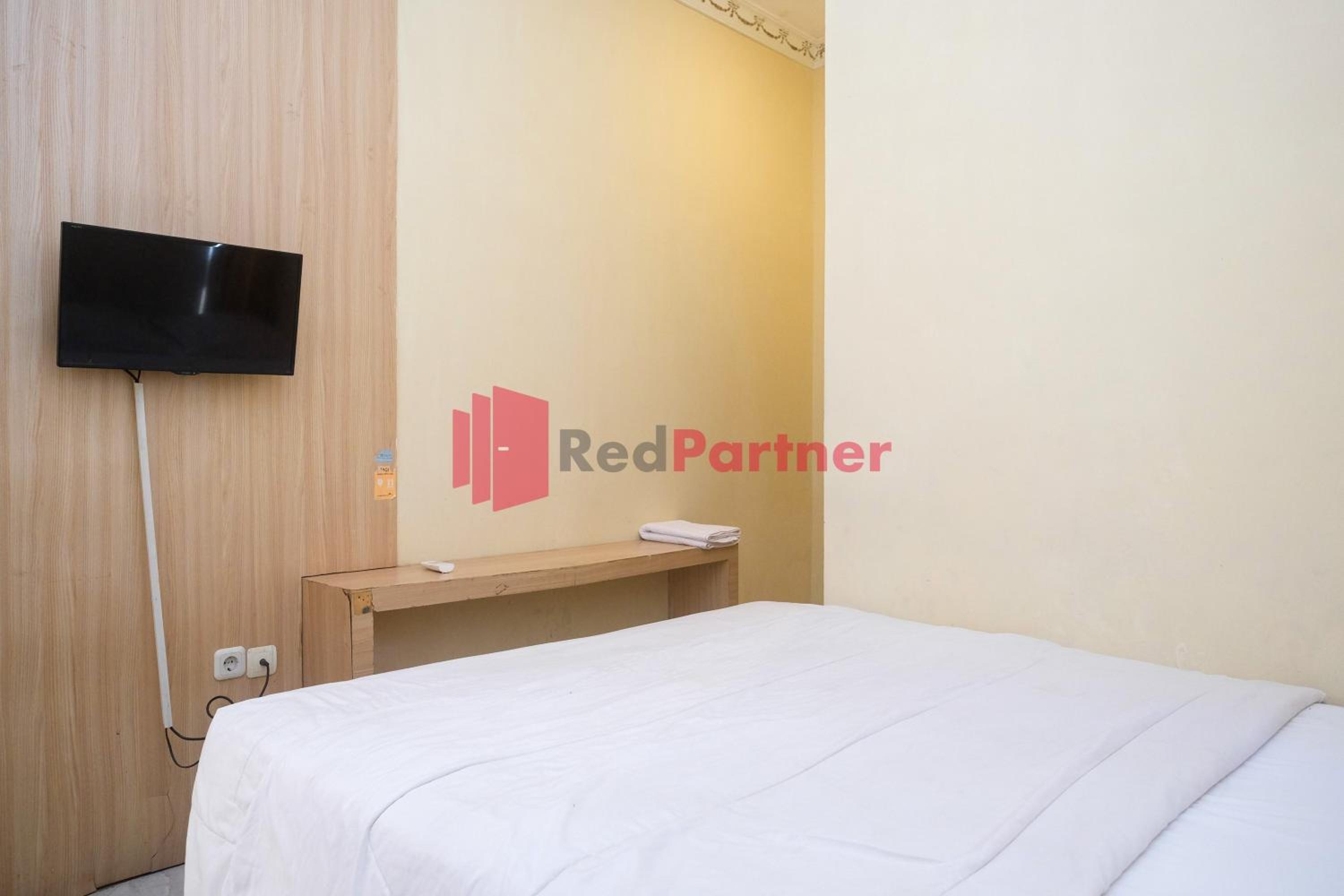 Economy Double Room photo 3