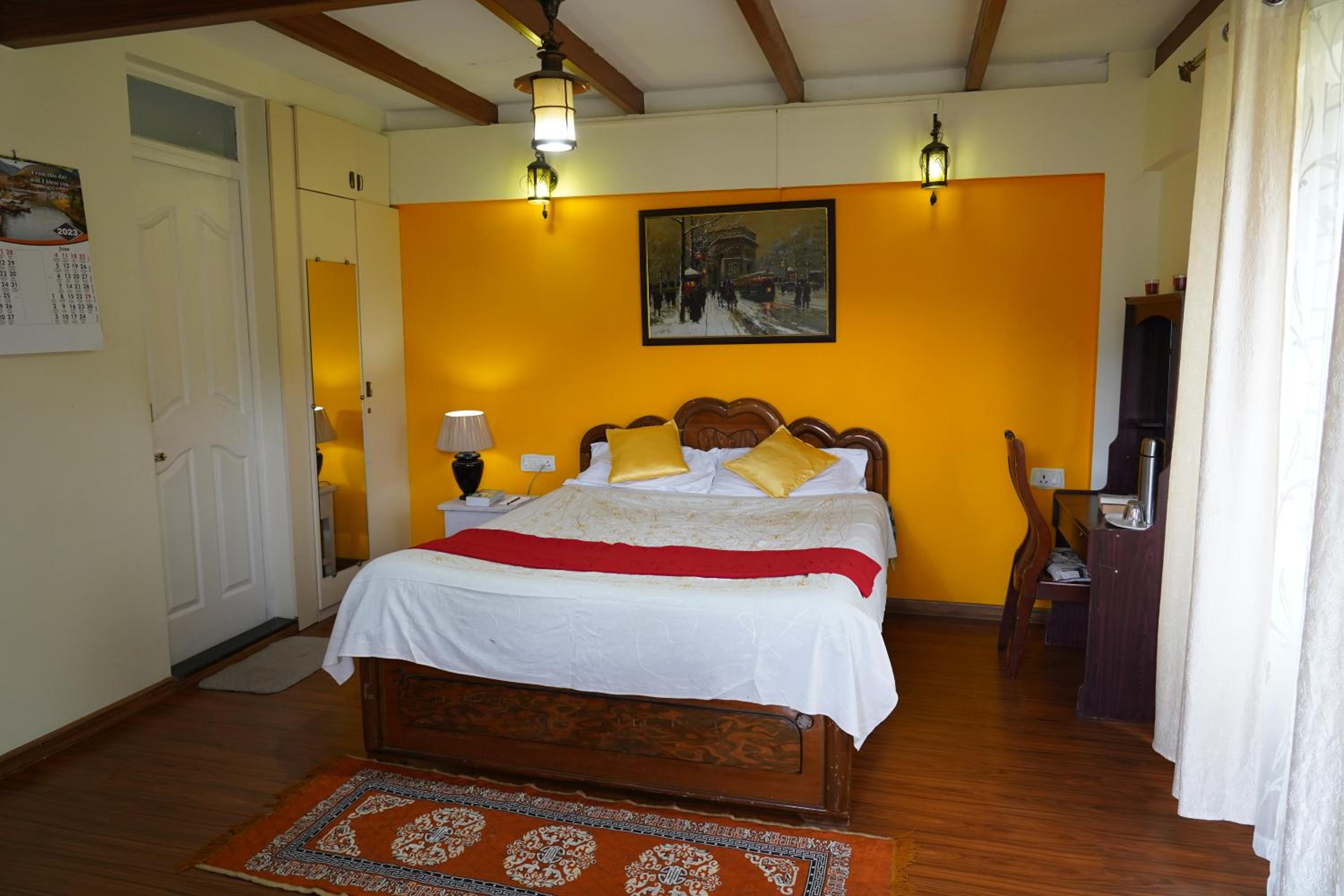 Deluxe King Room photo 3