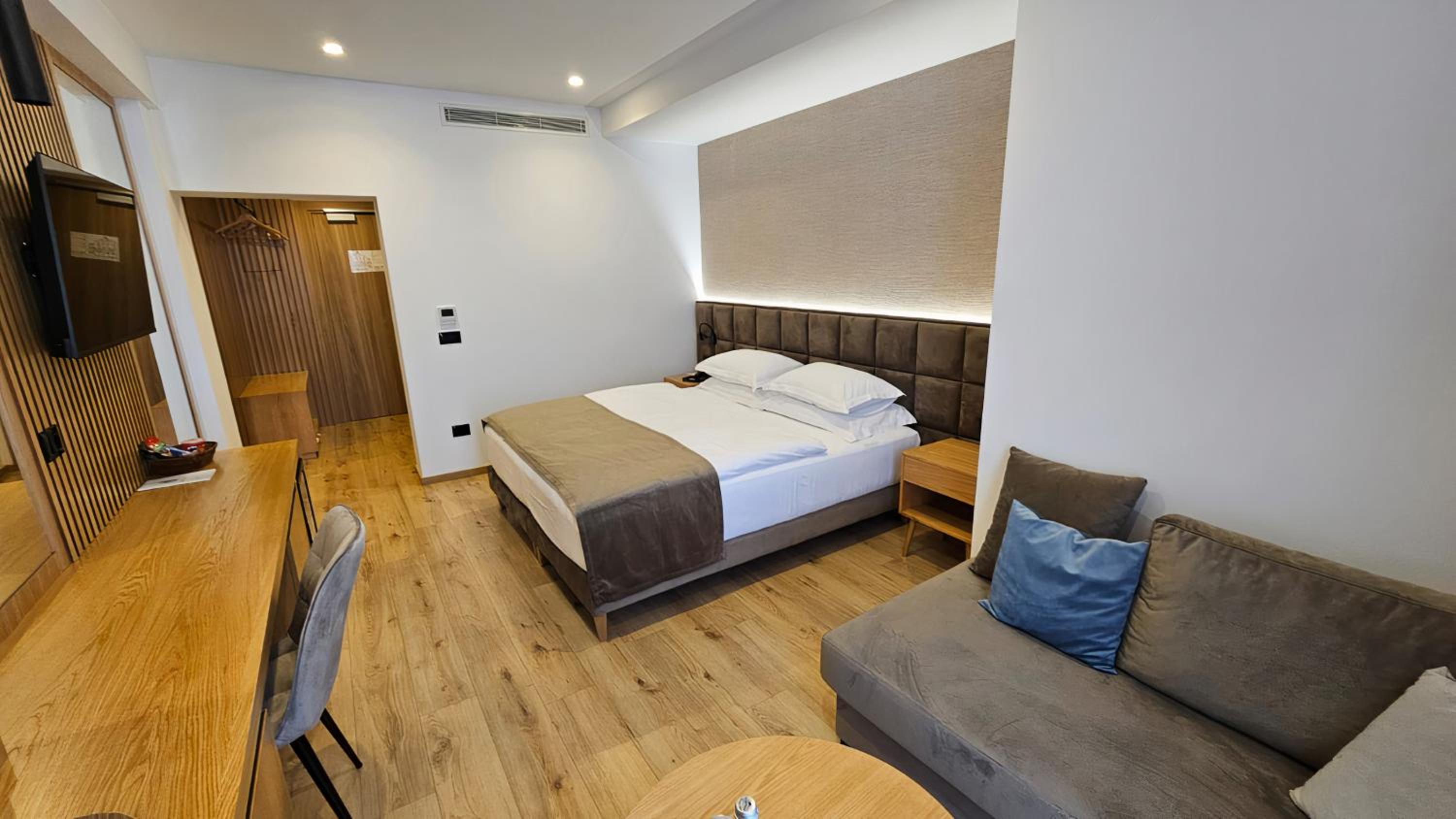 Standard Double Room photo 1