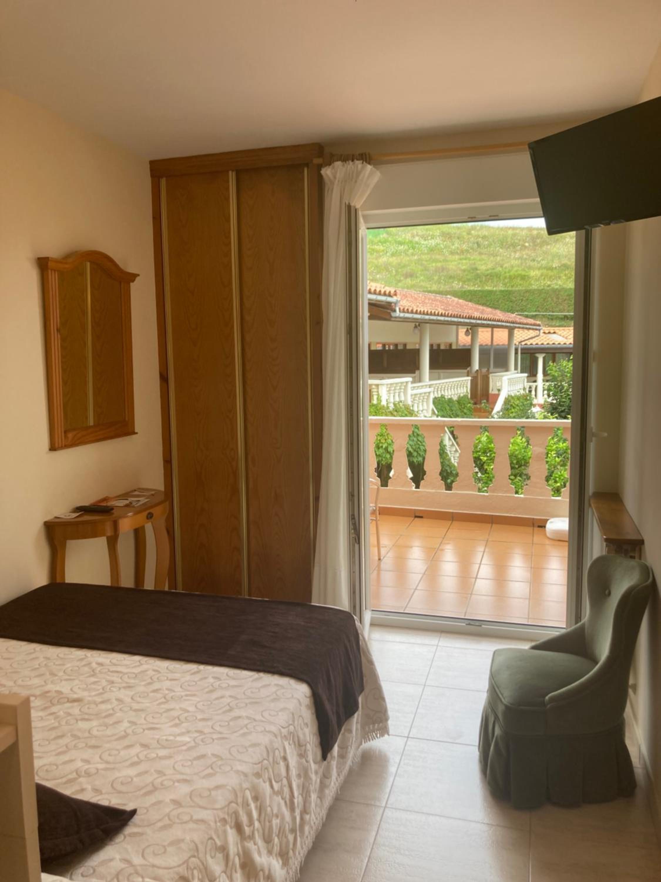 Single Room photo 3