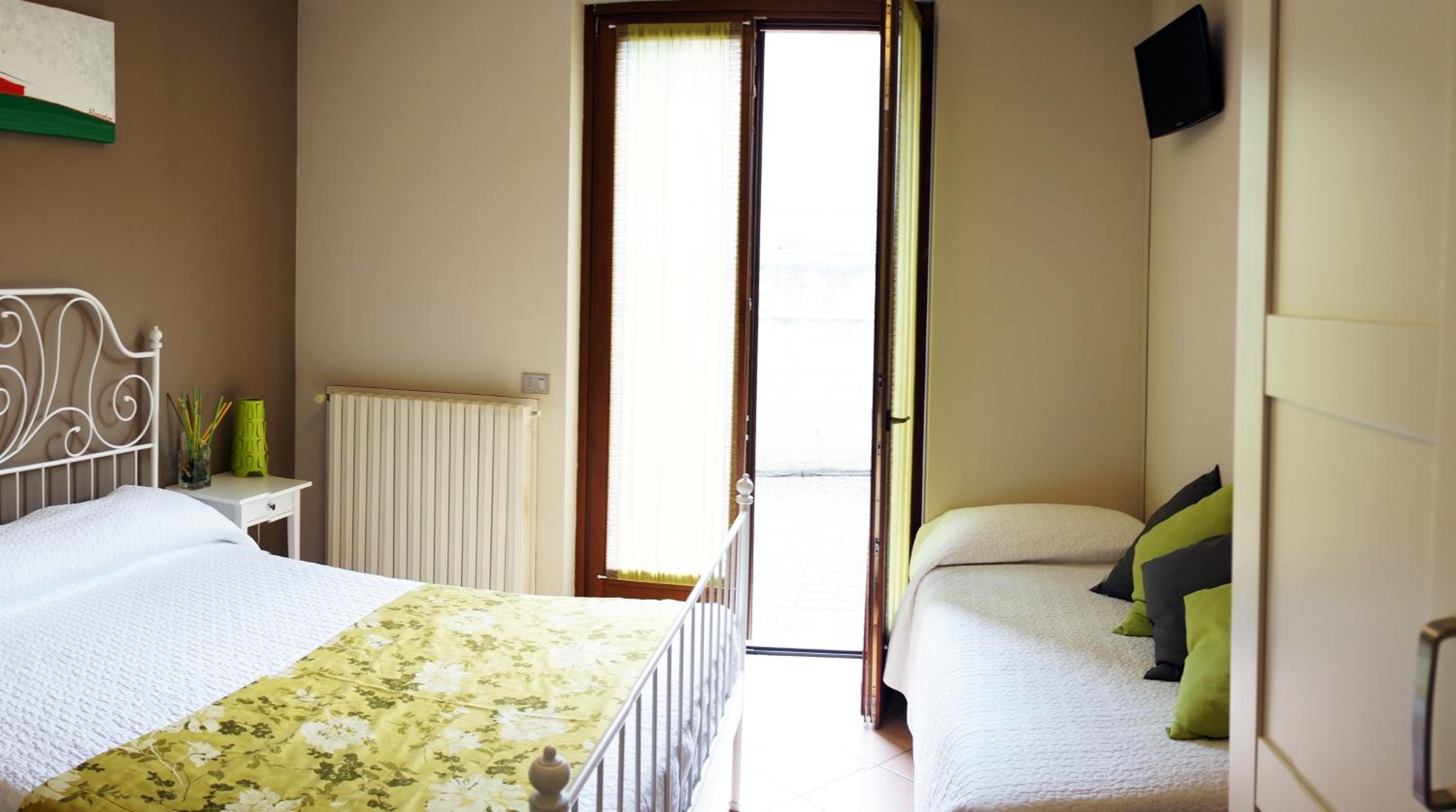 Triple Room photo 2
