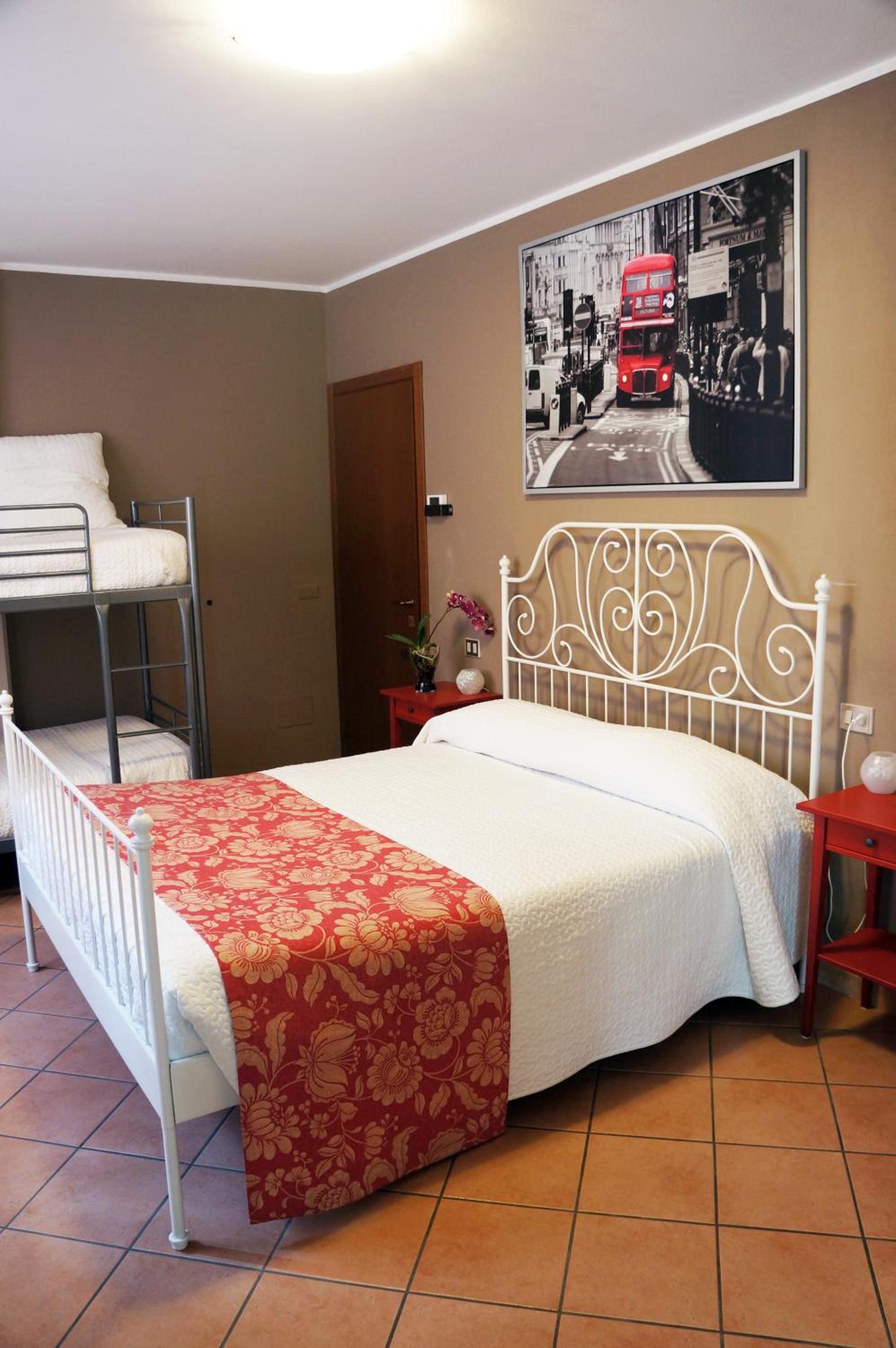 Quadruple Room photo 2
