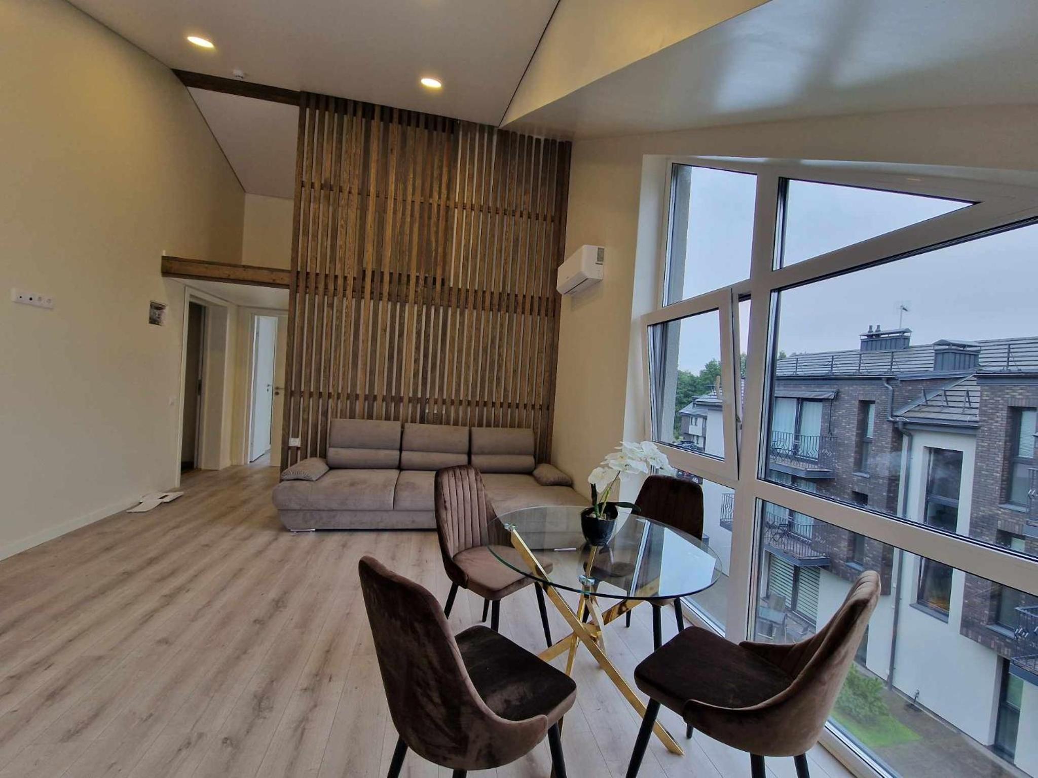 Apartment - Split Level photo 1