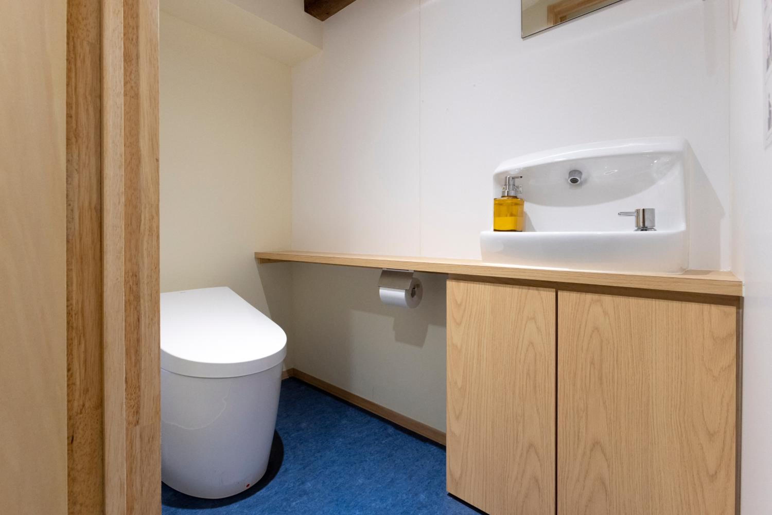 Bed in 8-Bed Mixed Dormitory Room photo 3