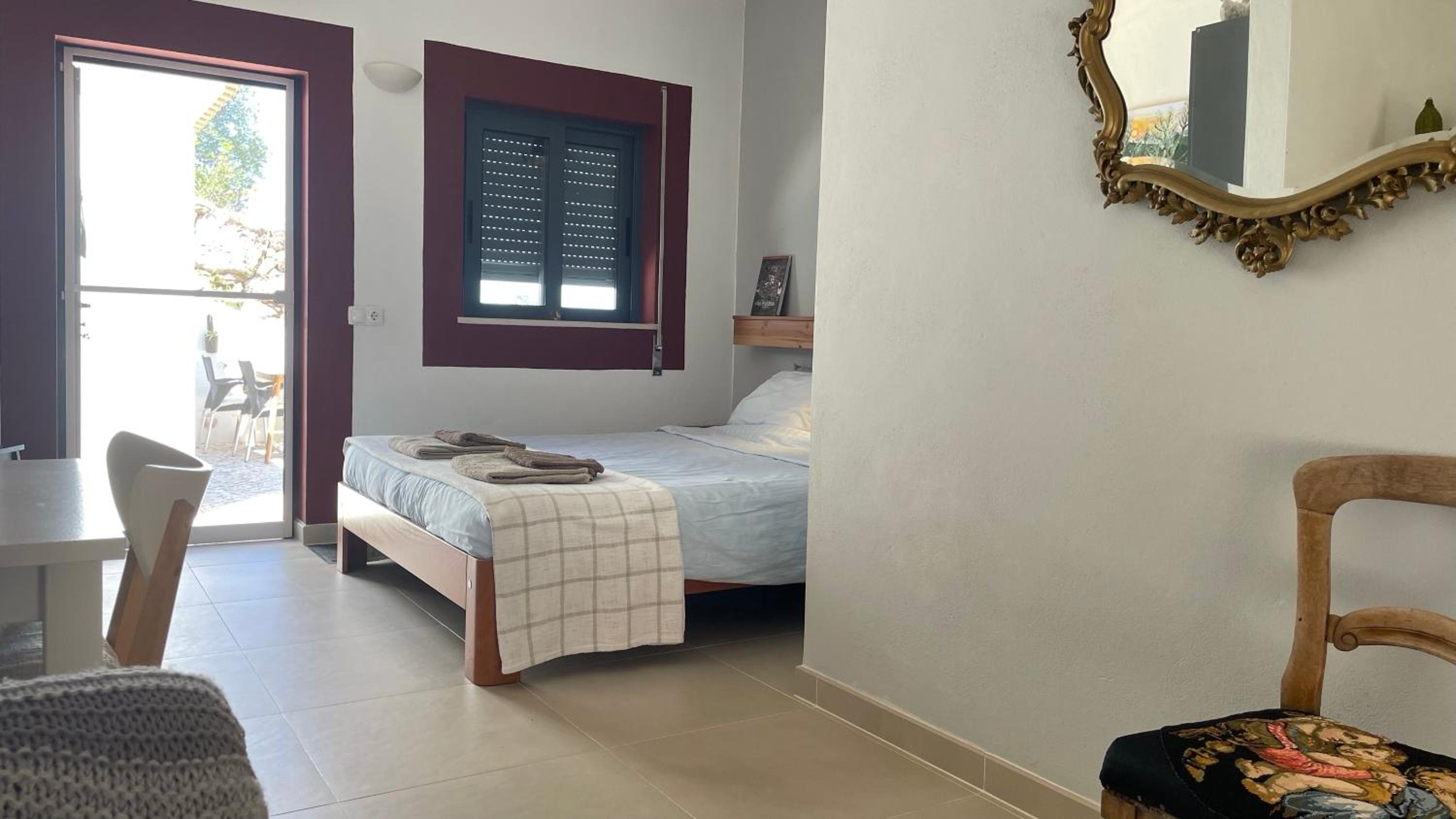 Large Double Room photo 2