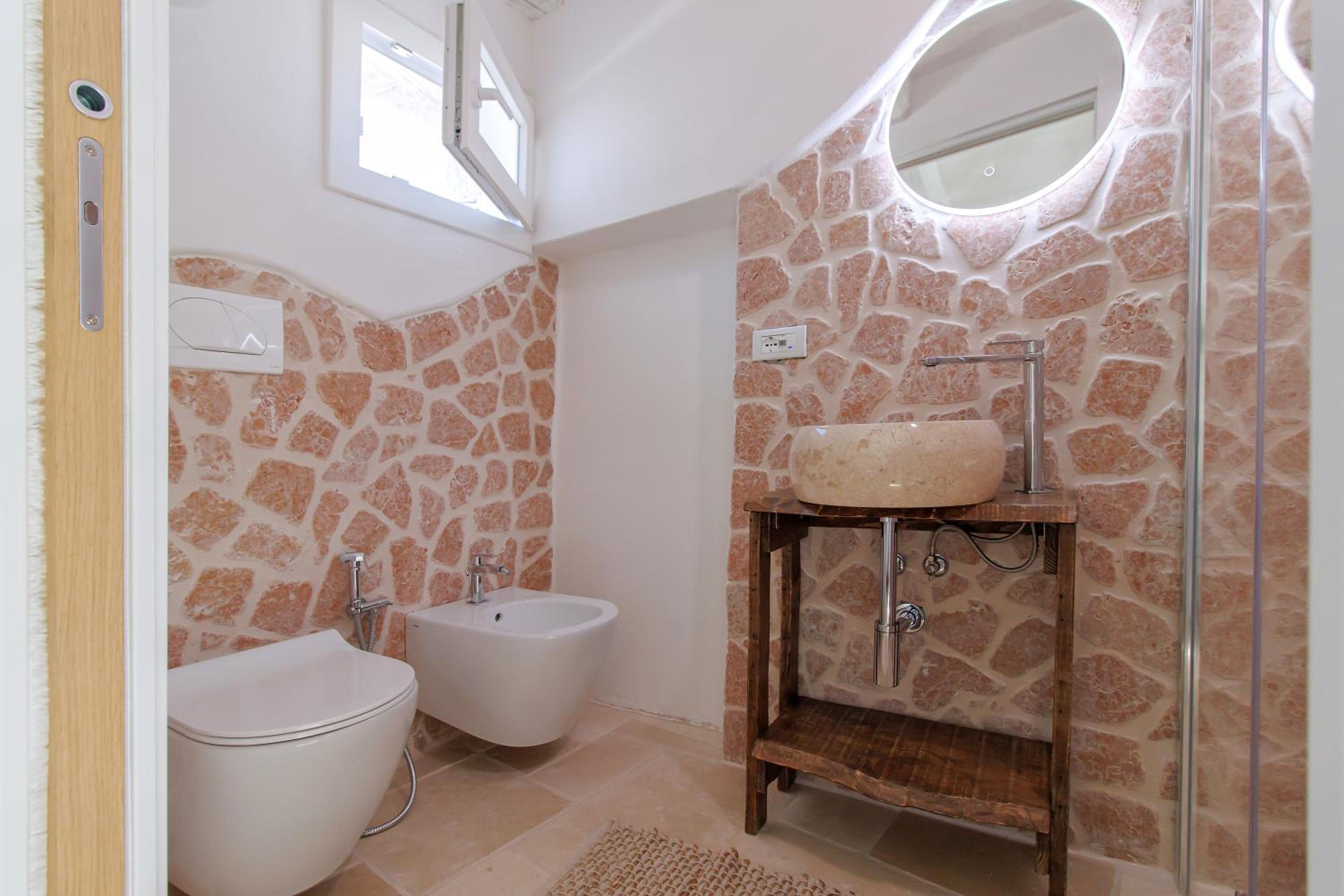 Double Room with Patio photo 3