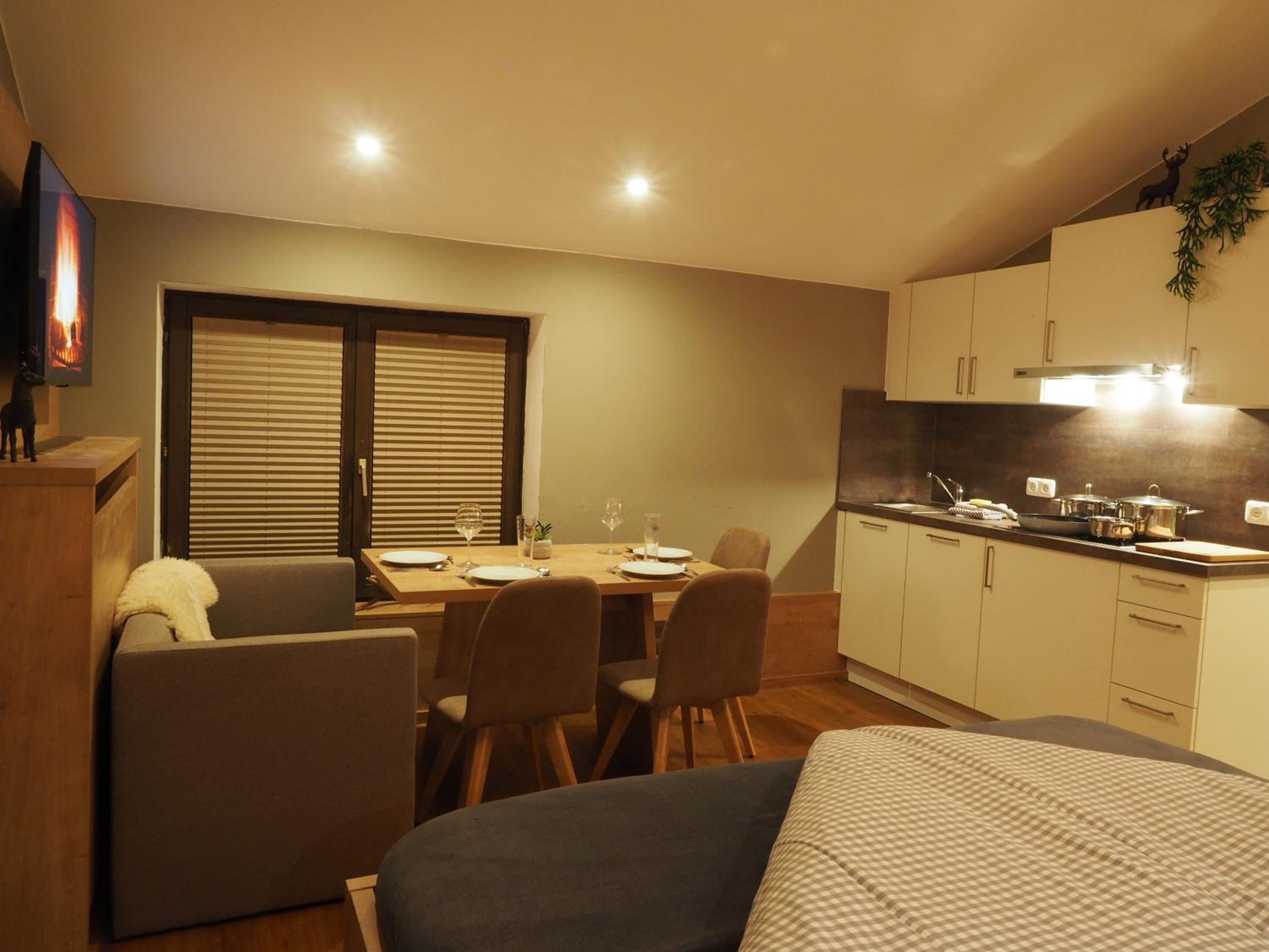 Apartment with Mountain View 3 photo 3