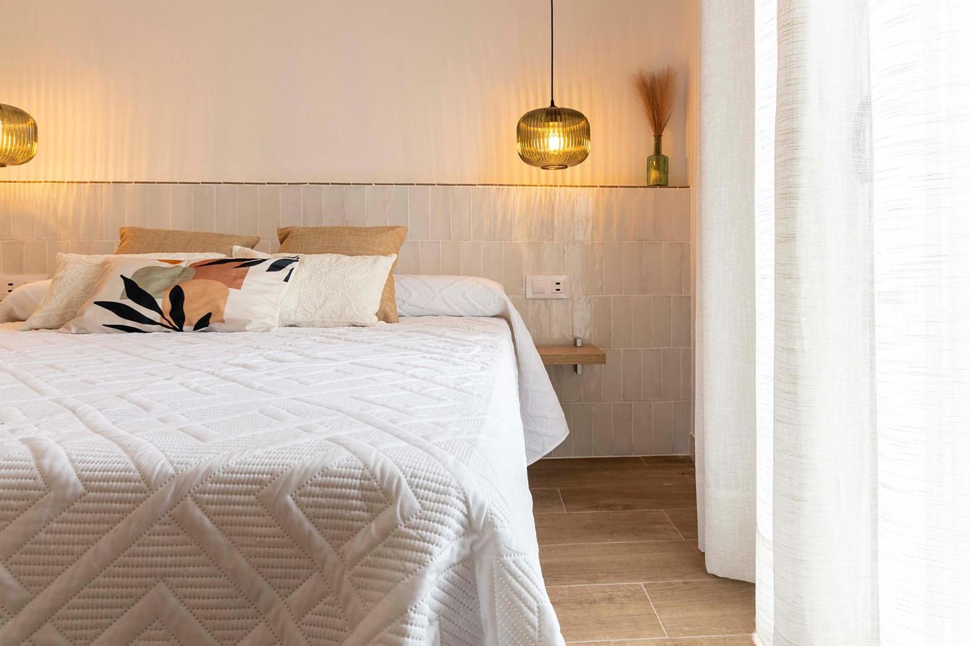 Apartamento con Balcón