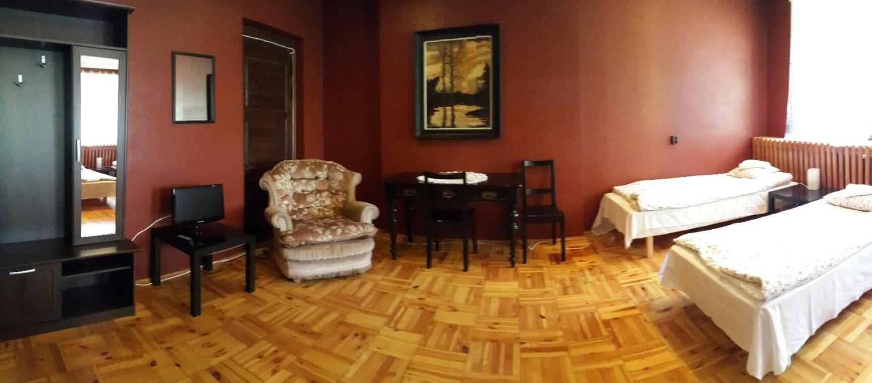 Triple Room with Shared Bathroom photo 2