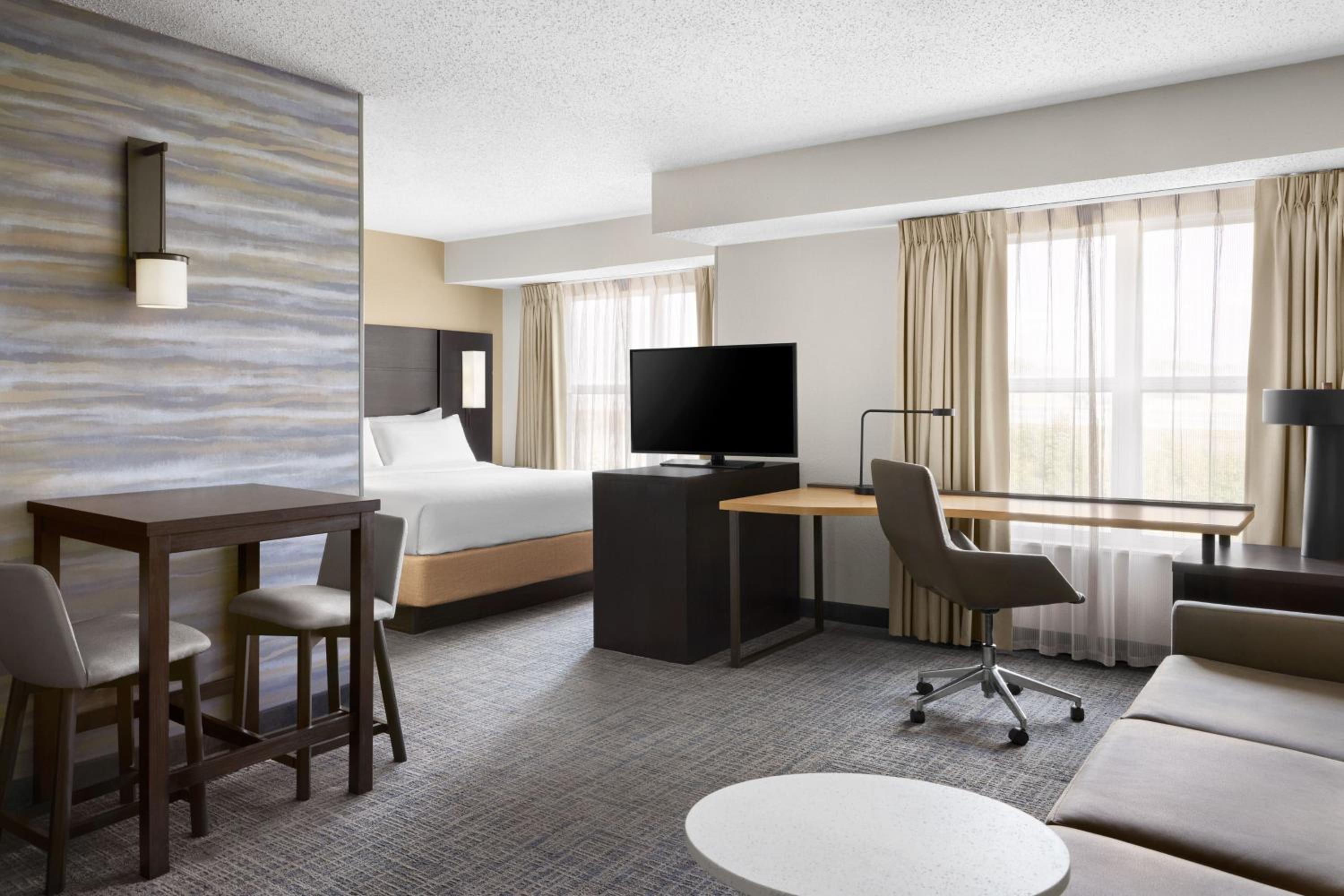 King Studio Suite with Sofa Bed - Photo 1