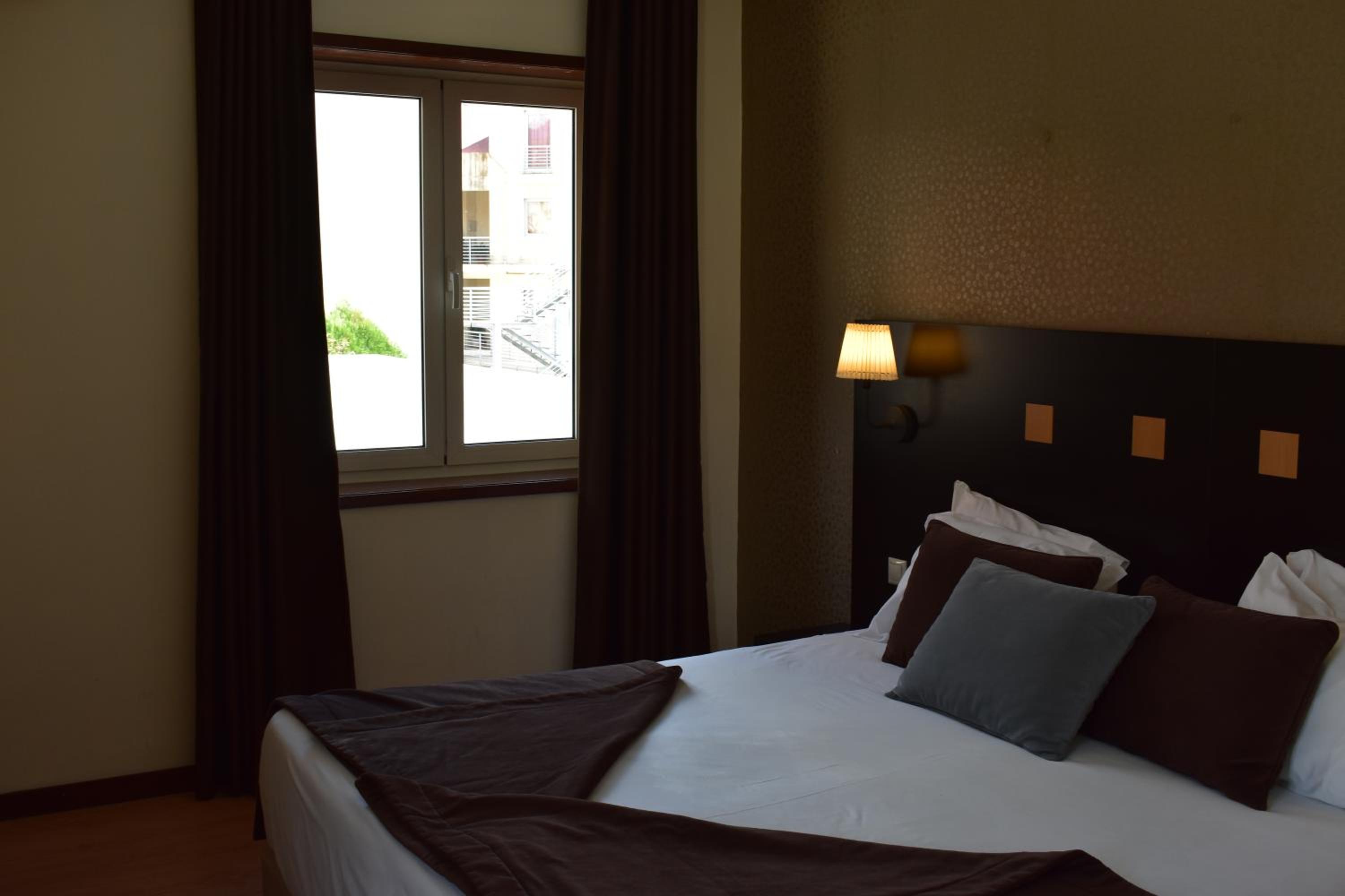 Standard Double or Twin Room with Extra Bed (3 Adults)
