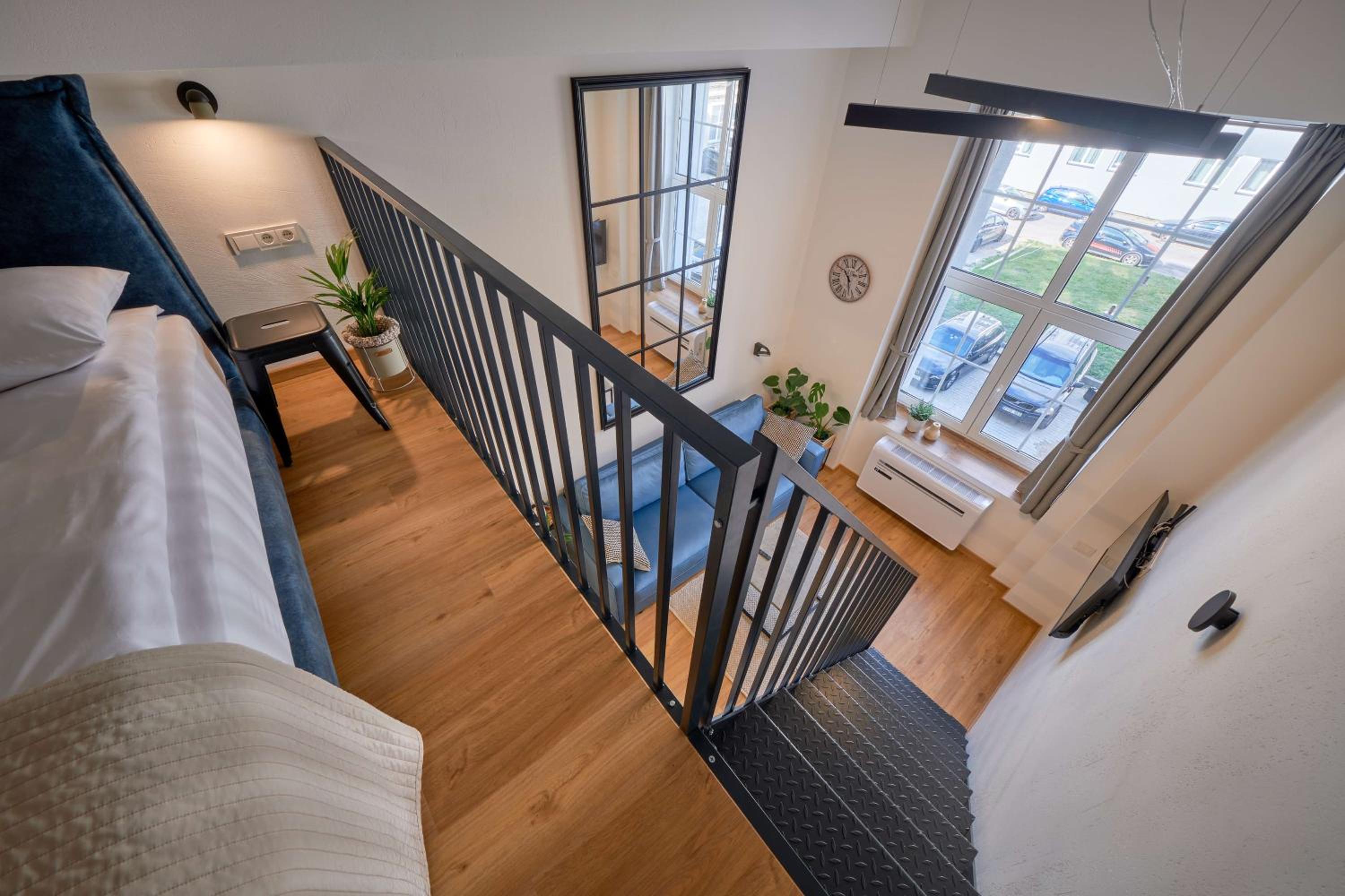 One-Bedroom Apartment - Photo 25