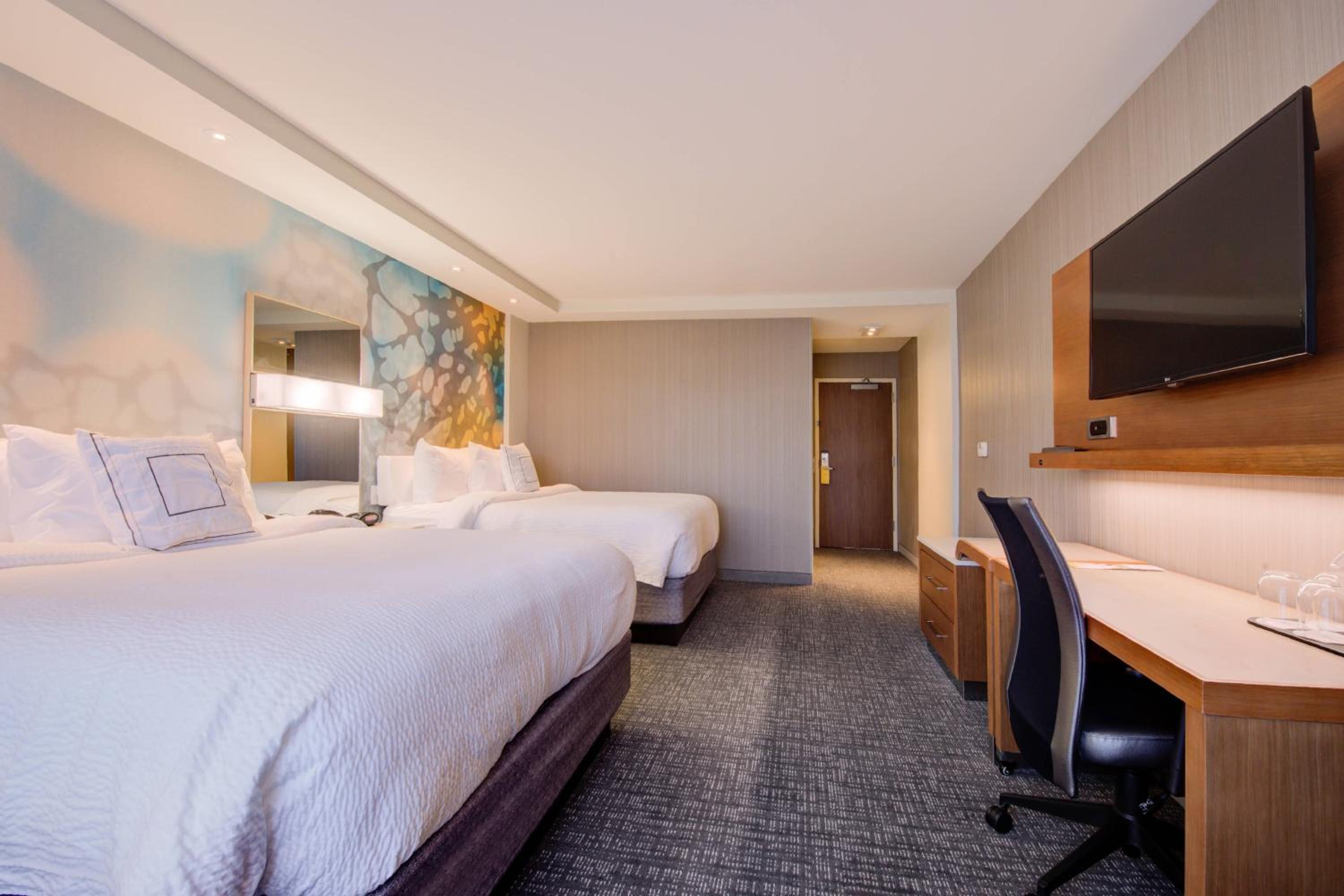 Double Queen Room