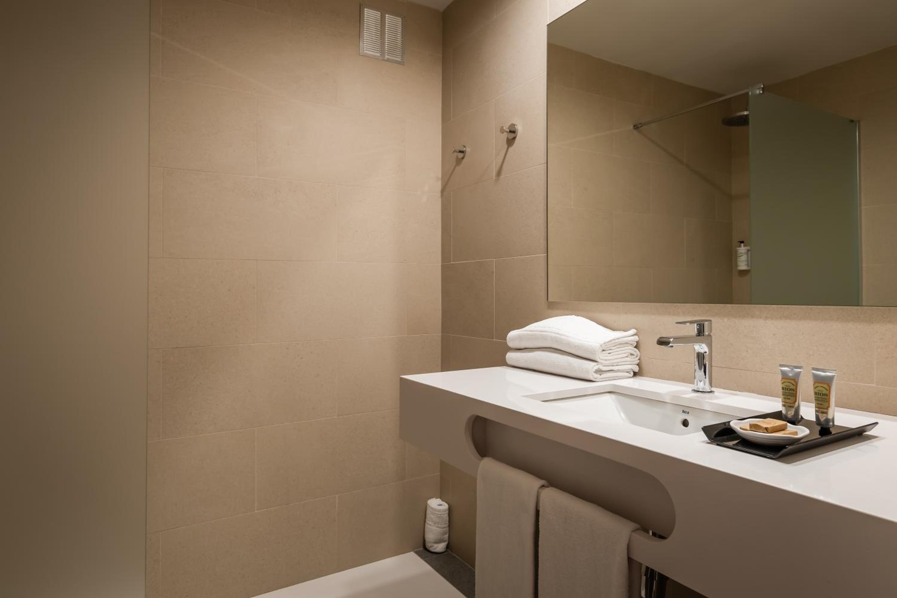 Executive Double Room with One Bed - Photo 2