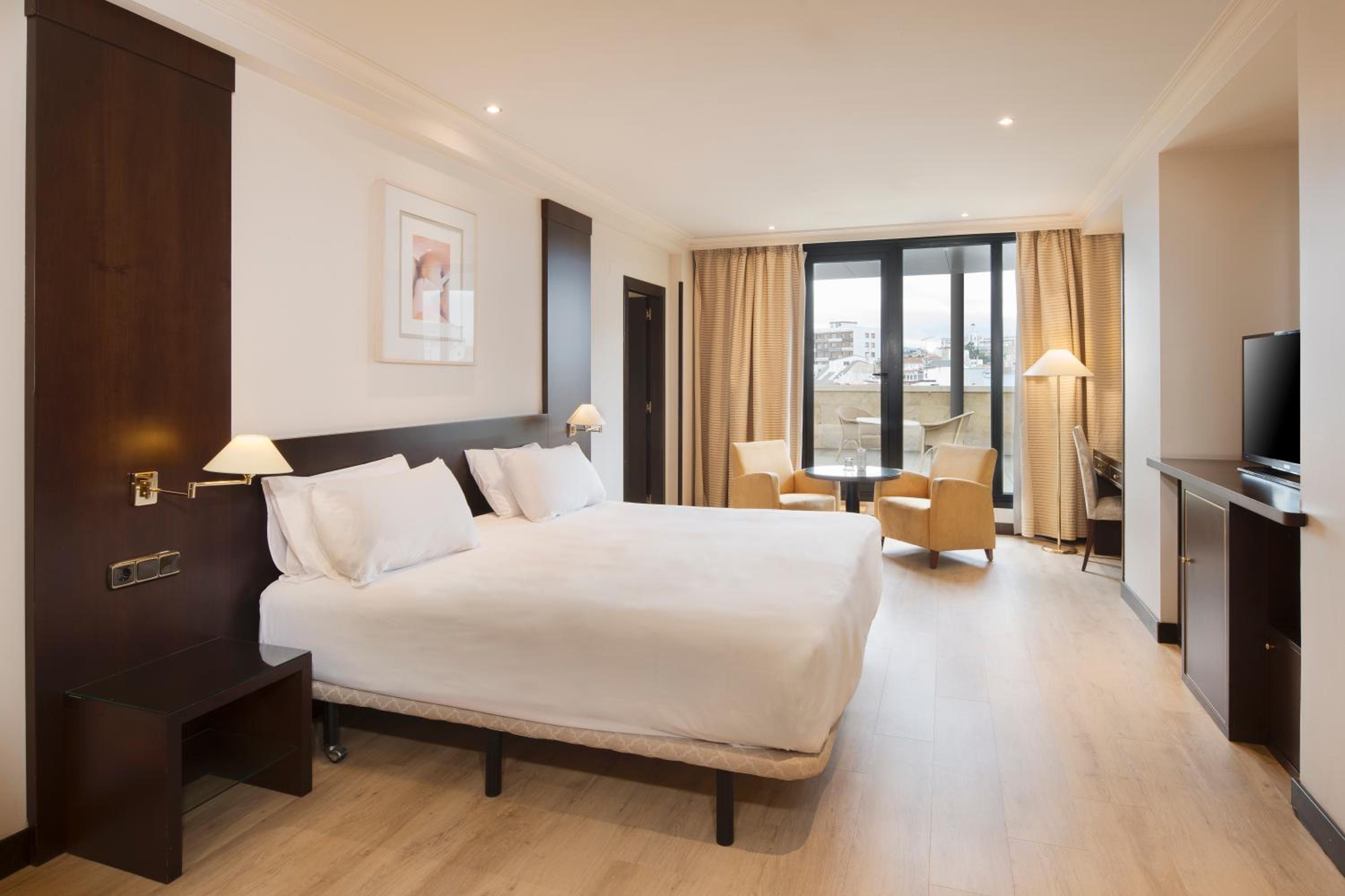 Junior Suite - Photo 1