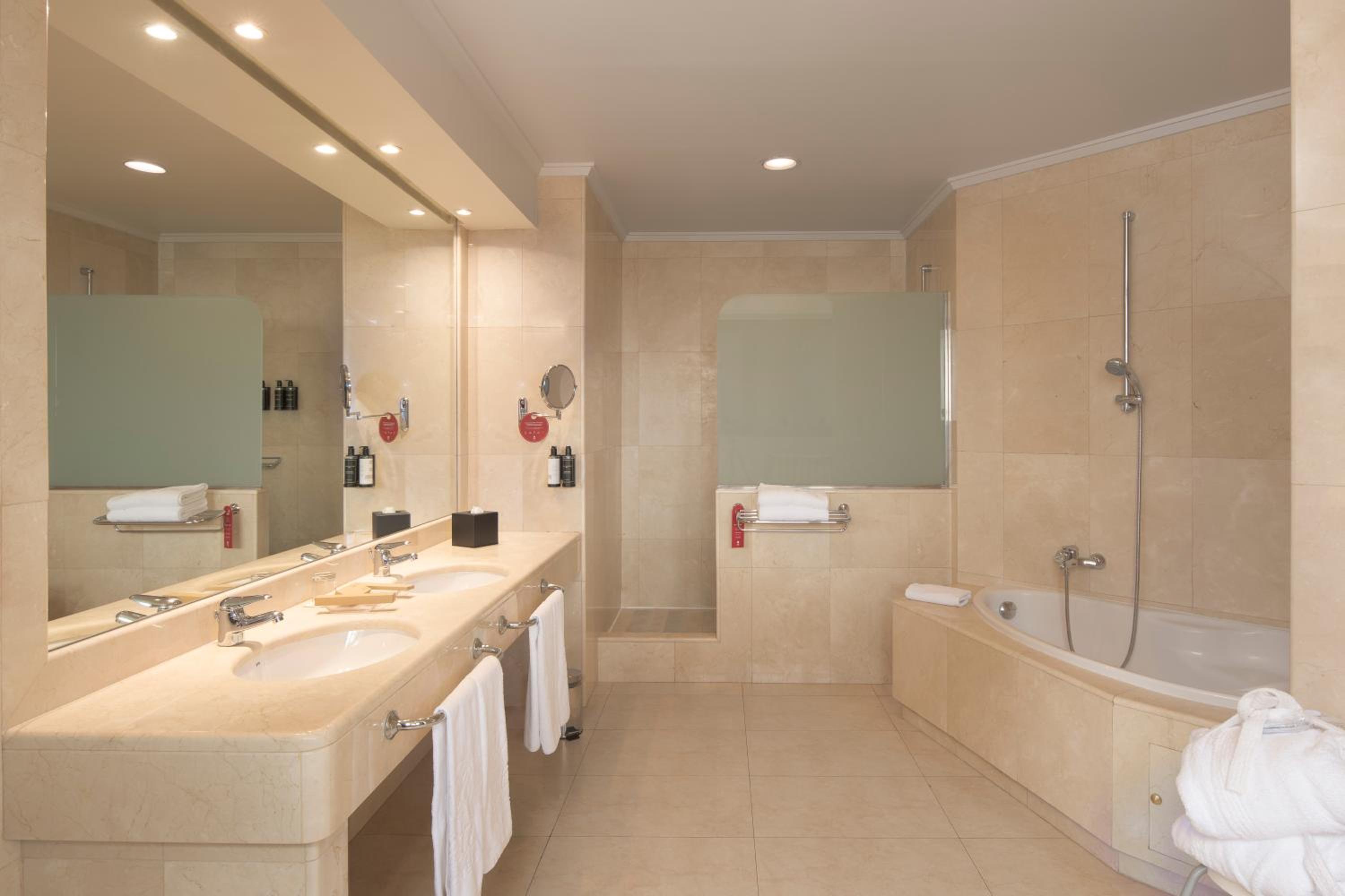 Junior Suite - Photo 5